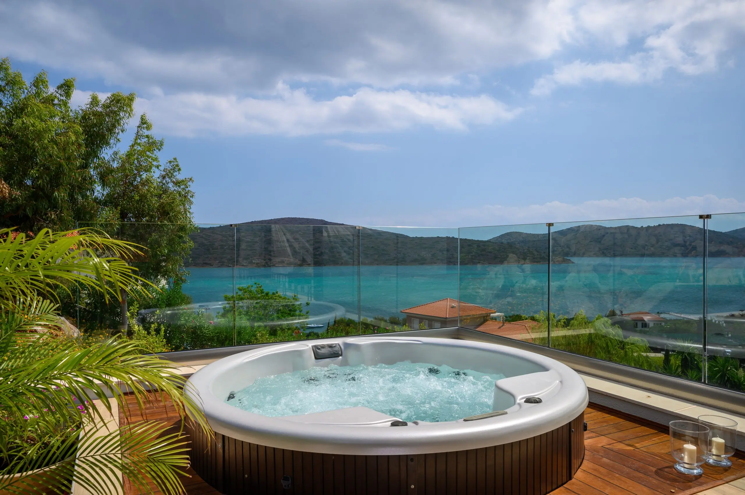 5 luxury Crete villas with jacuzzi