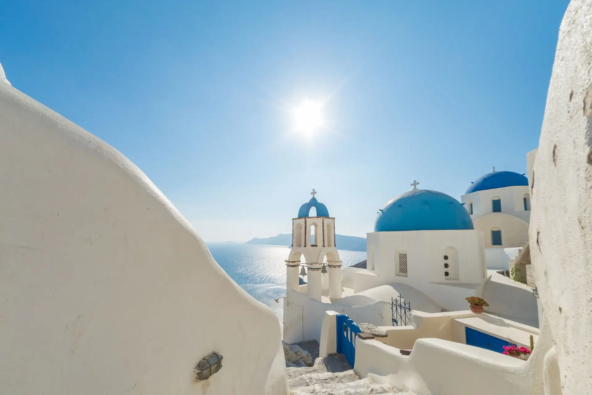 Capturing Santorini's Beauty