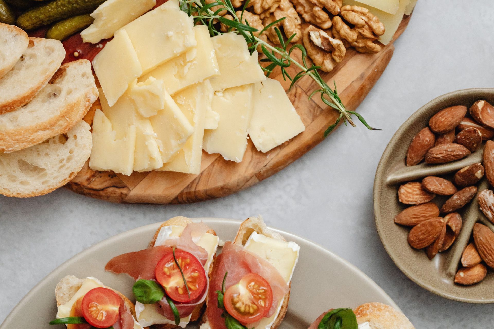 Culinary Delights: A Guide to Naxian Local Cuisine