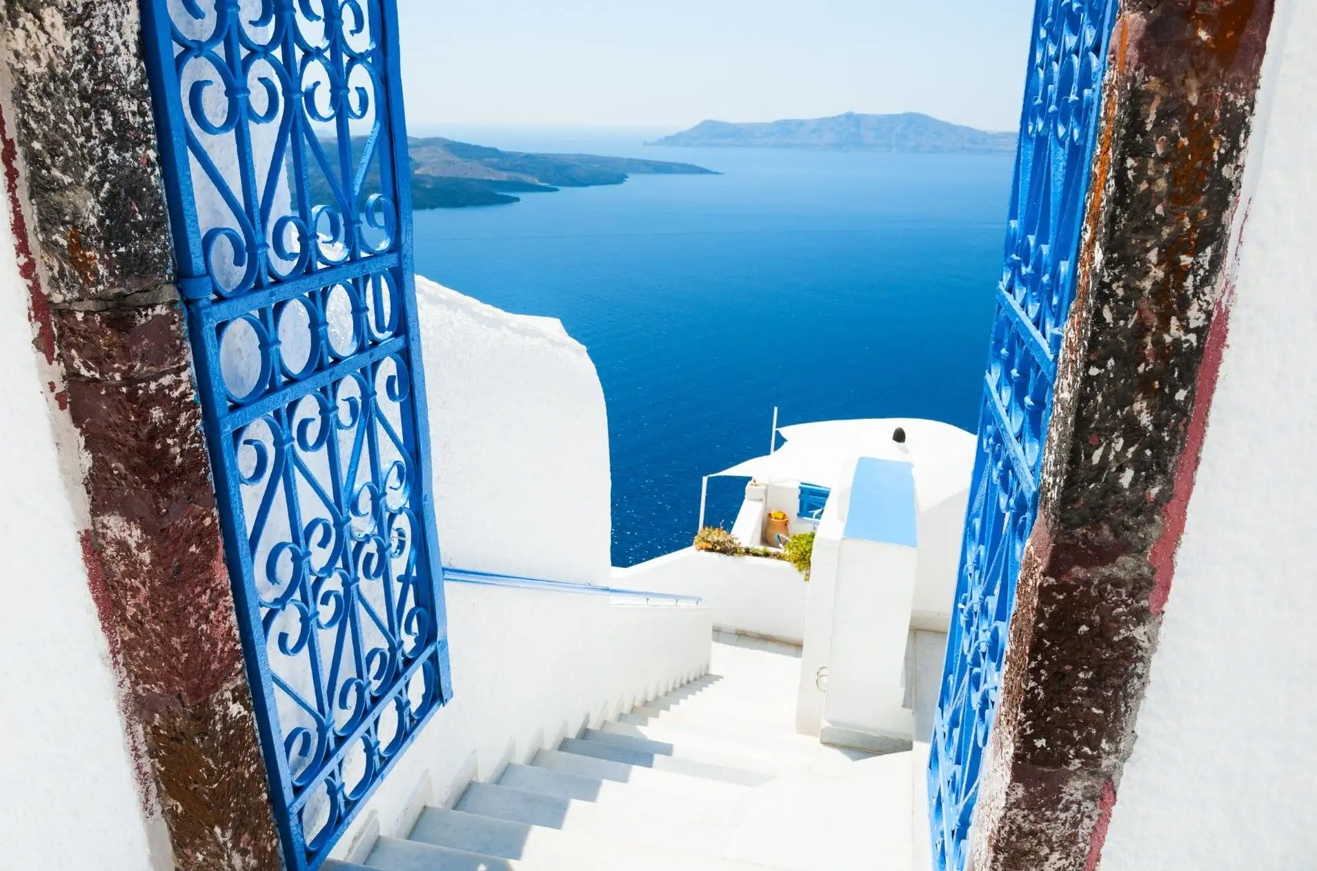 Santorini Uncovered