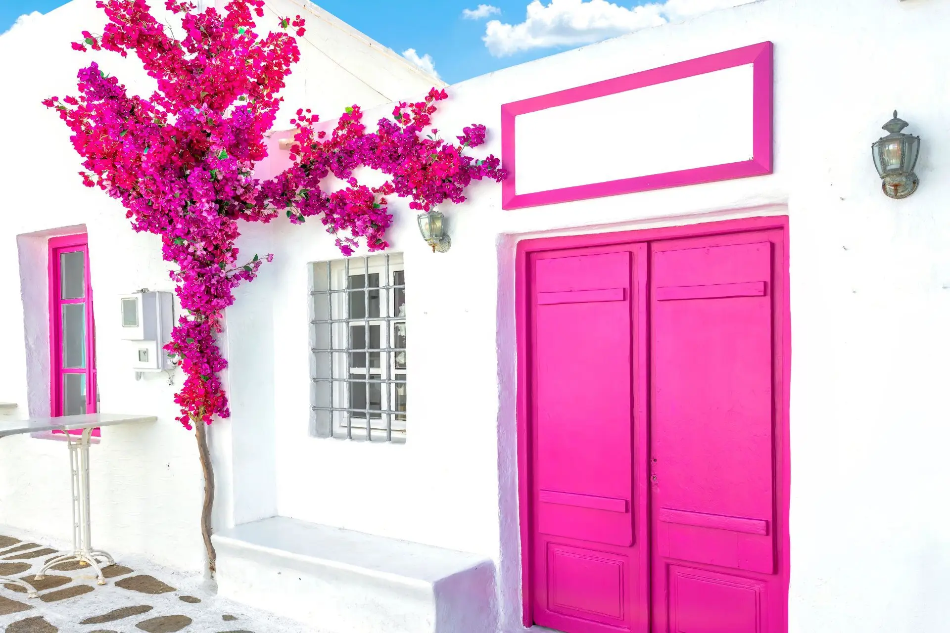 The ultimate Paros by night guide