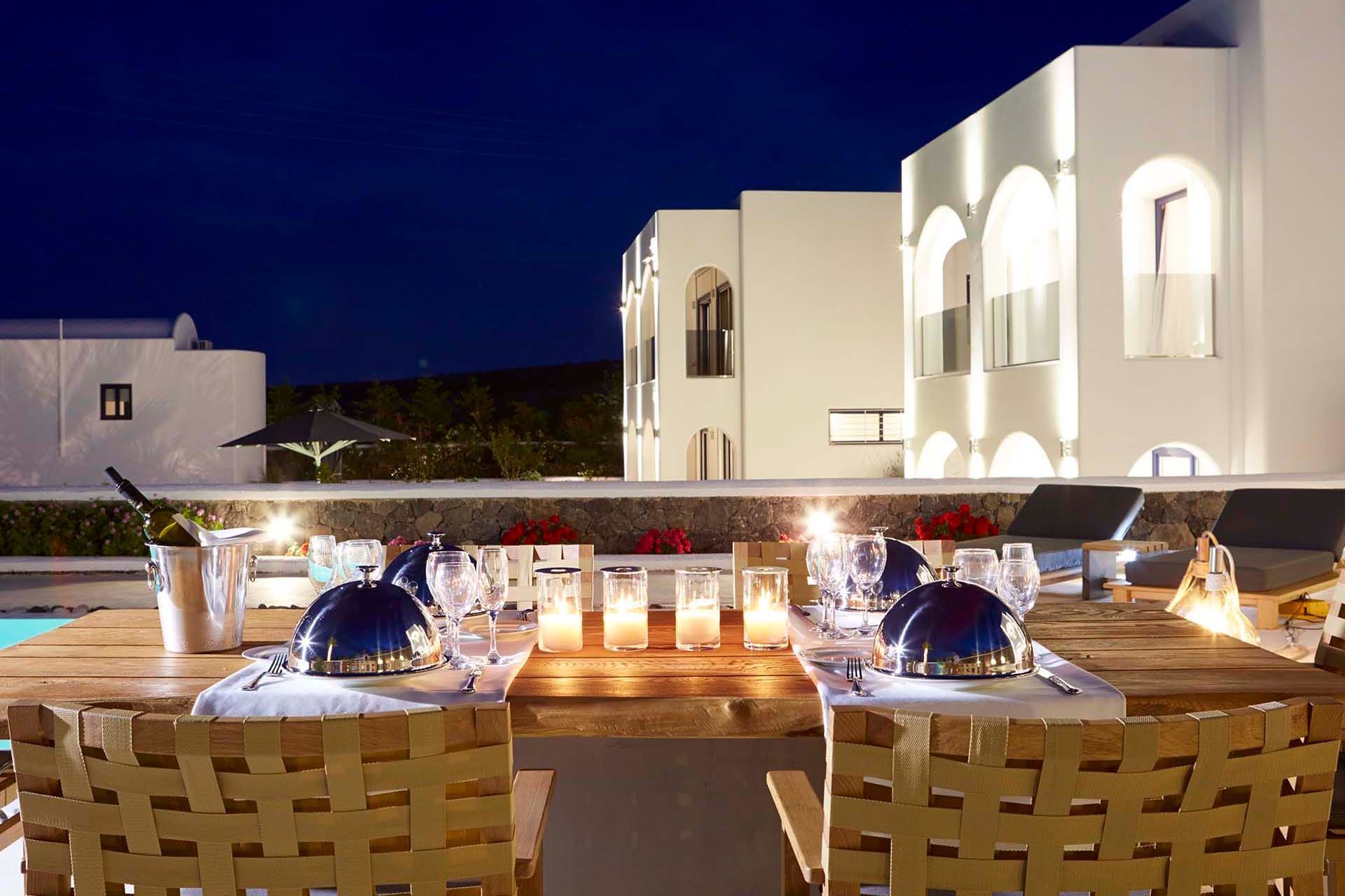 Santorini luxury villa Robyn in Exo Gialos - 2