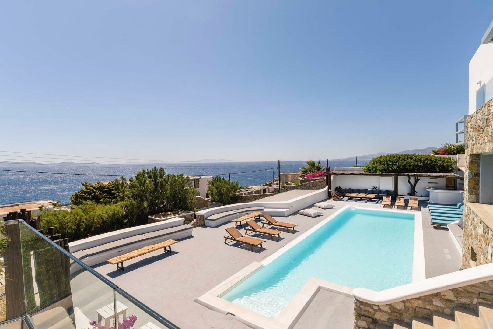 Mykonos luxury villa Ivory Grand in Agios Stefanos - 2