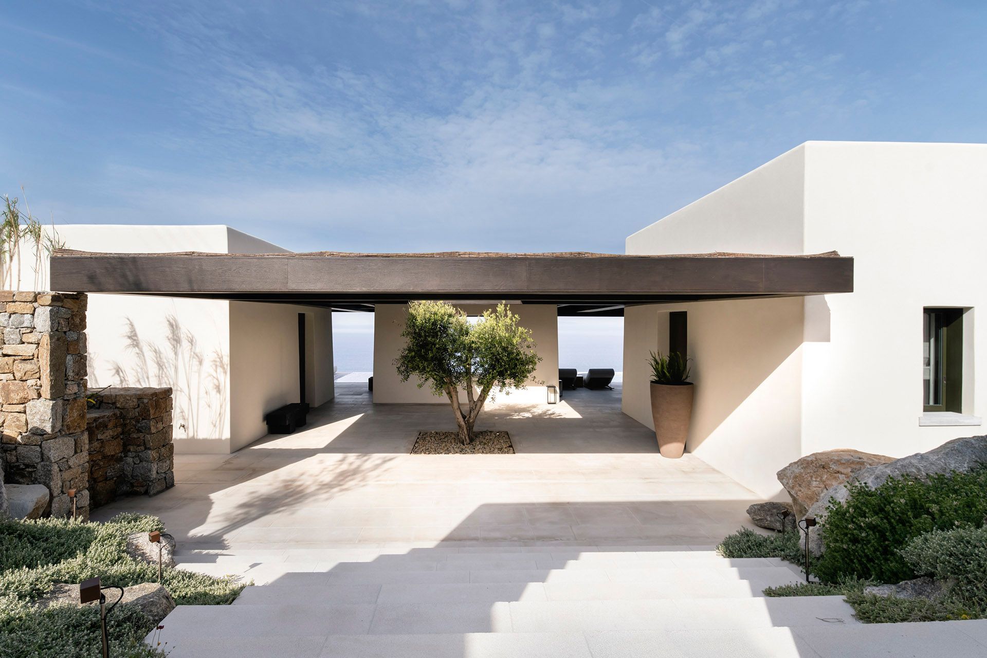 Mykonos luxury villa Orama in Faros Armenistis - 2