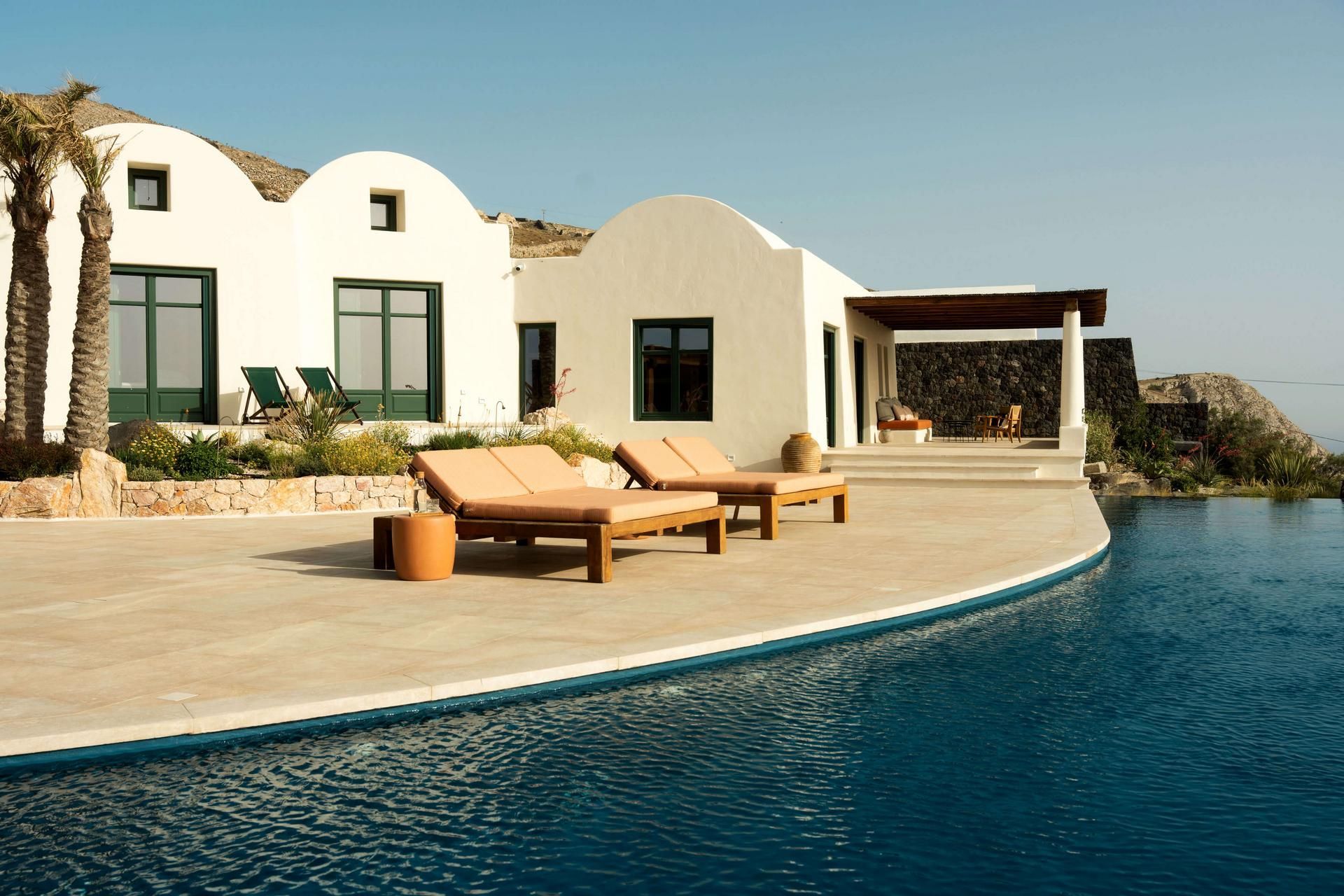 Santorini luxury villa Mythira in Pyrgos Kallistis - 2