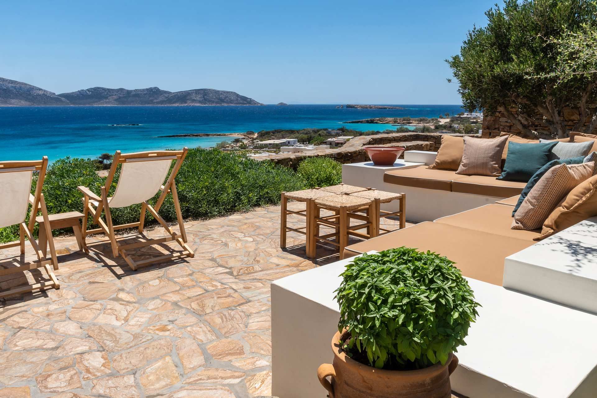 Small Cyclades luxury villa Nerea in Ano Koufonisi - 2