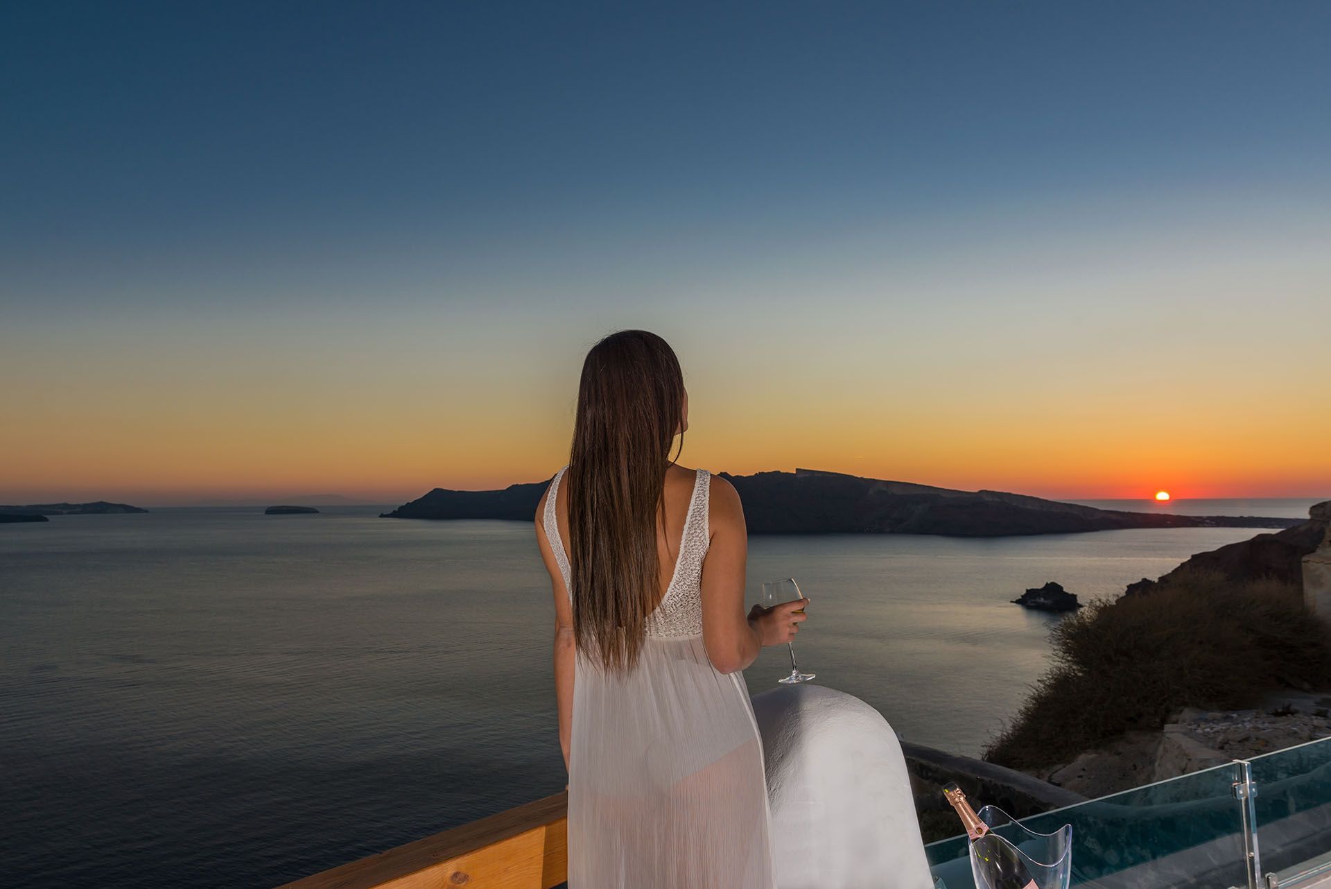 Santorini luxury villa Desiree in Oia - 2