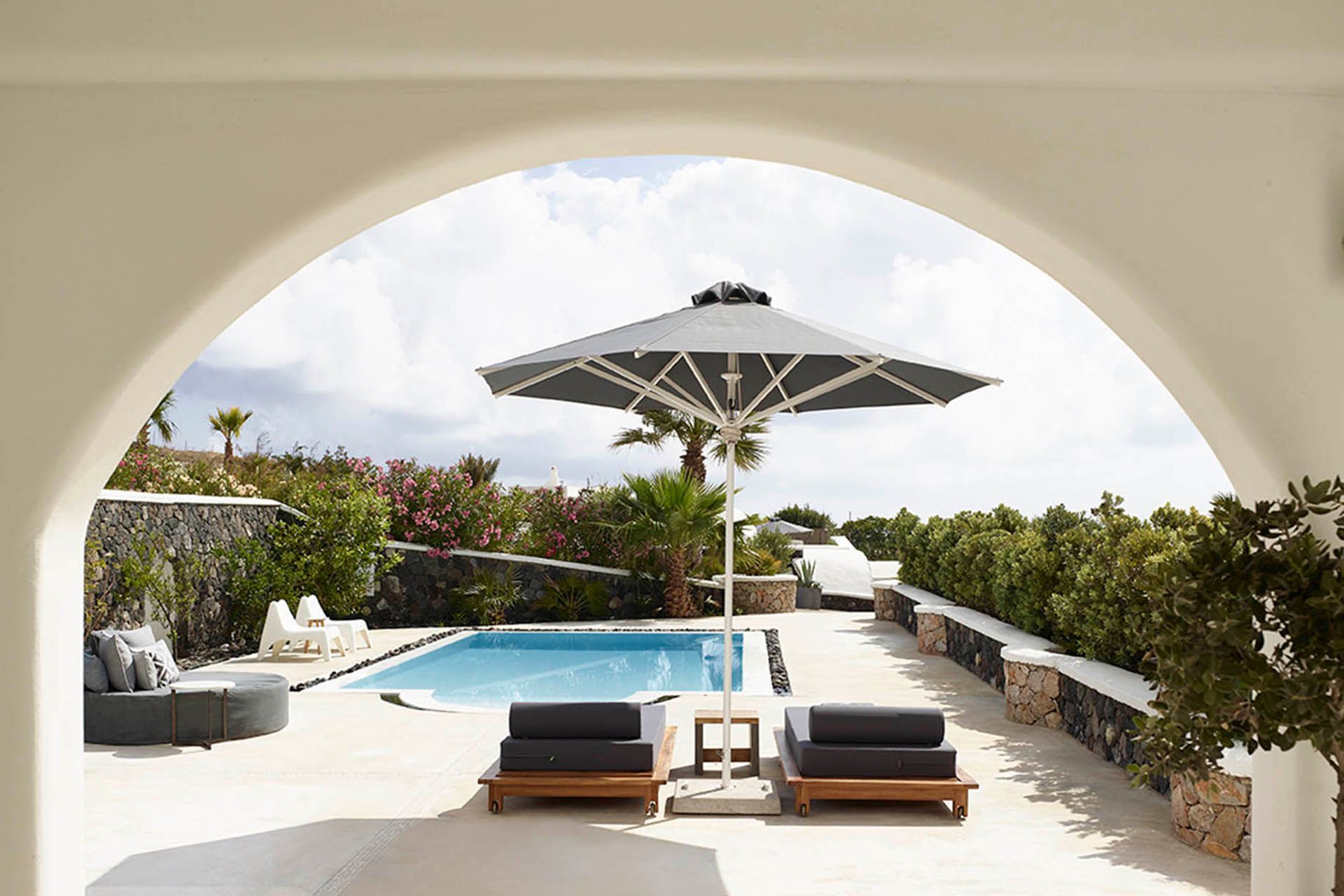  Santorini luxury villa Malone in Exo Gialos - 2