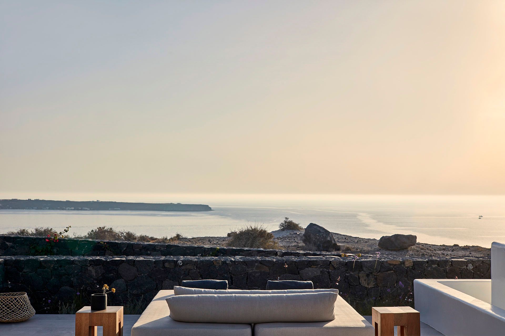  Santorini luxury villa Clymene in Oia - 2