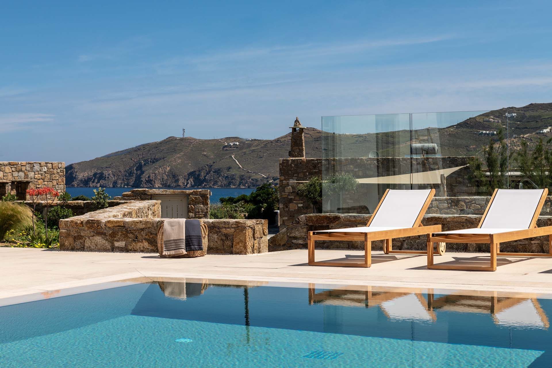 Mykonos luxury villa Jolie in Ftelia - 3