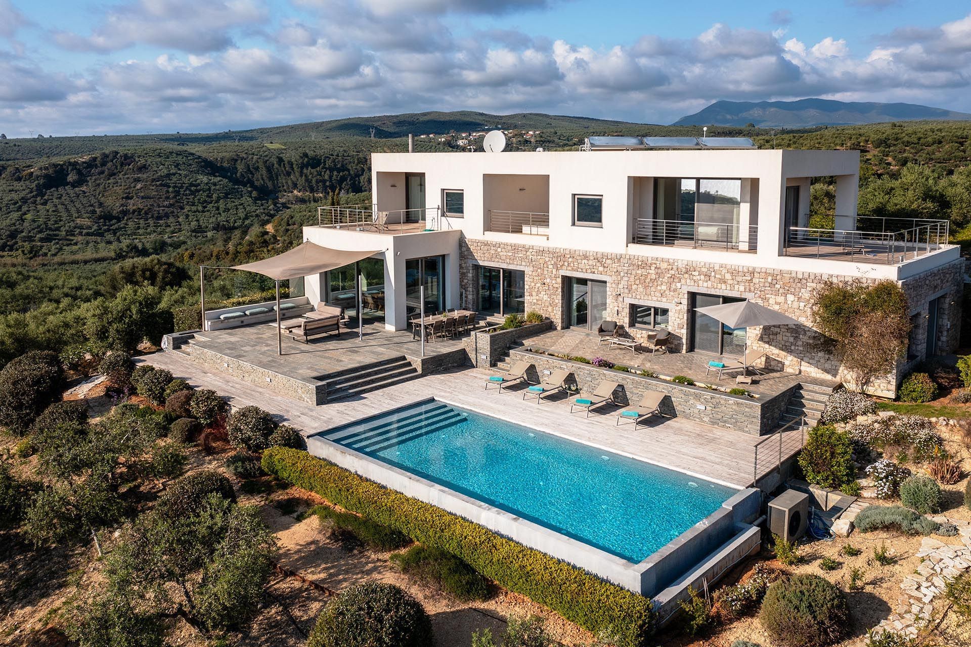 Pylos luxury villa Senegal in Gialova - 3
