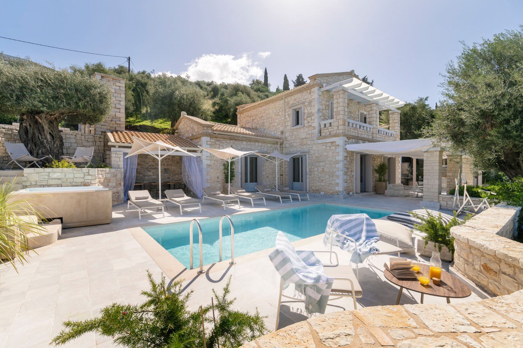 Corfu luxury villa Phoenix in Vasilika - 3