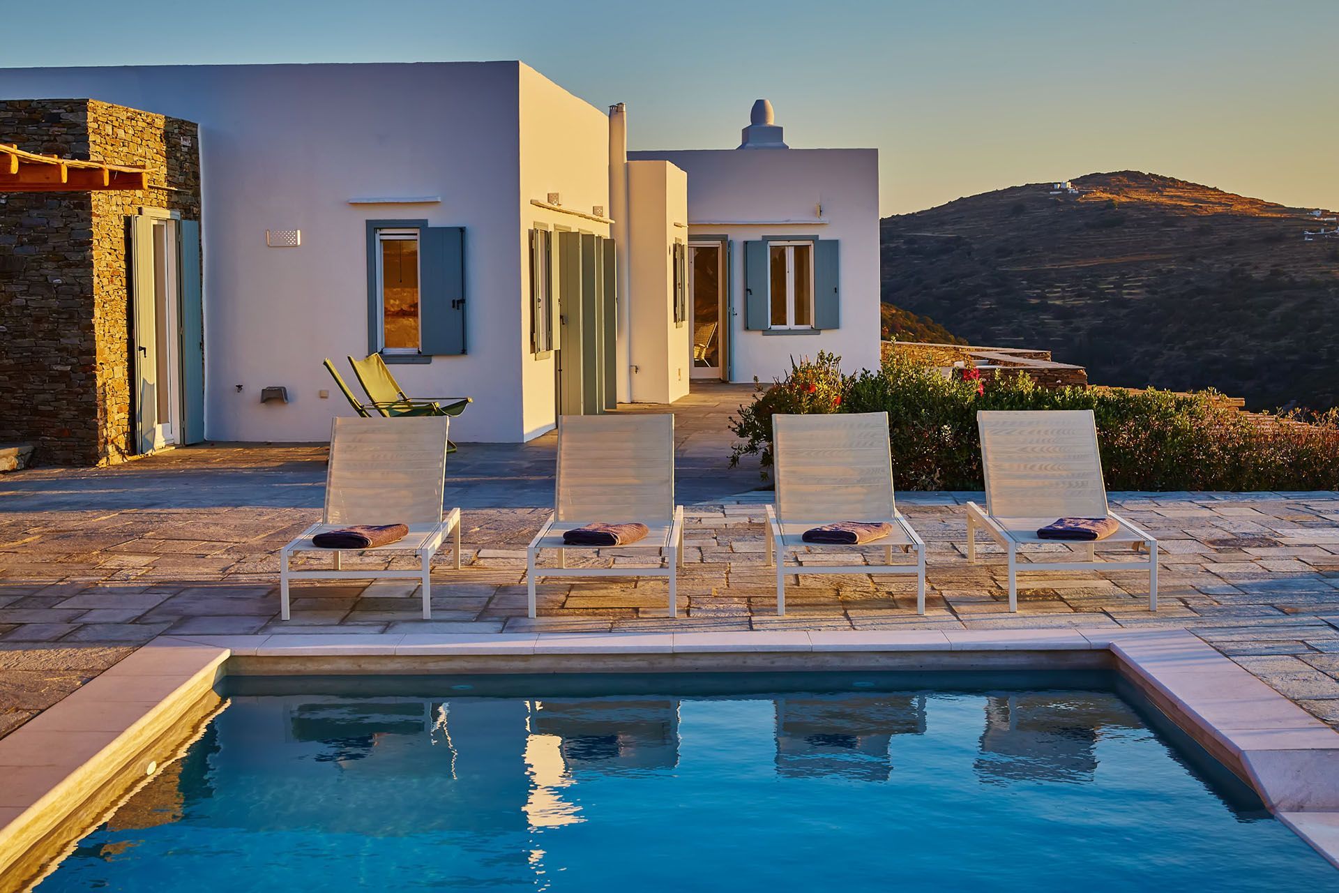  Sifnos luxury villa Phaenna in Chrysopigi - 3