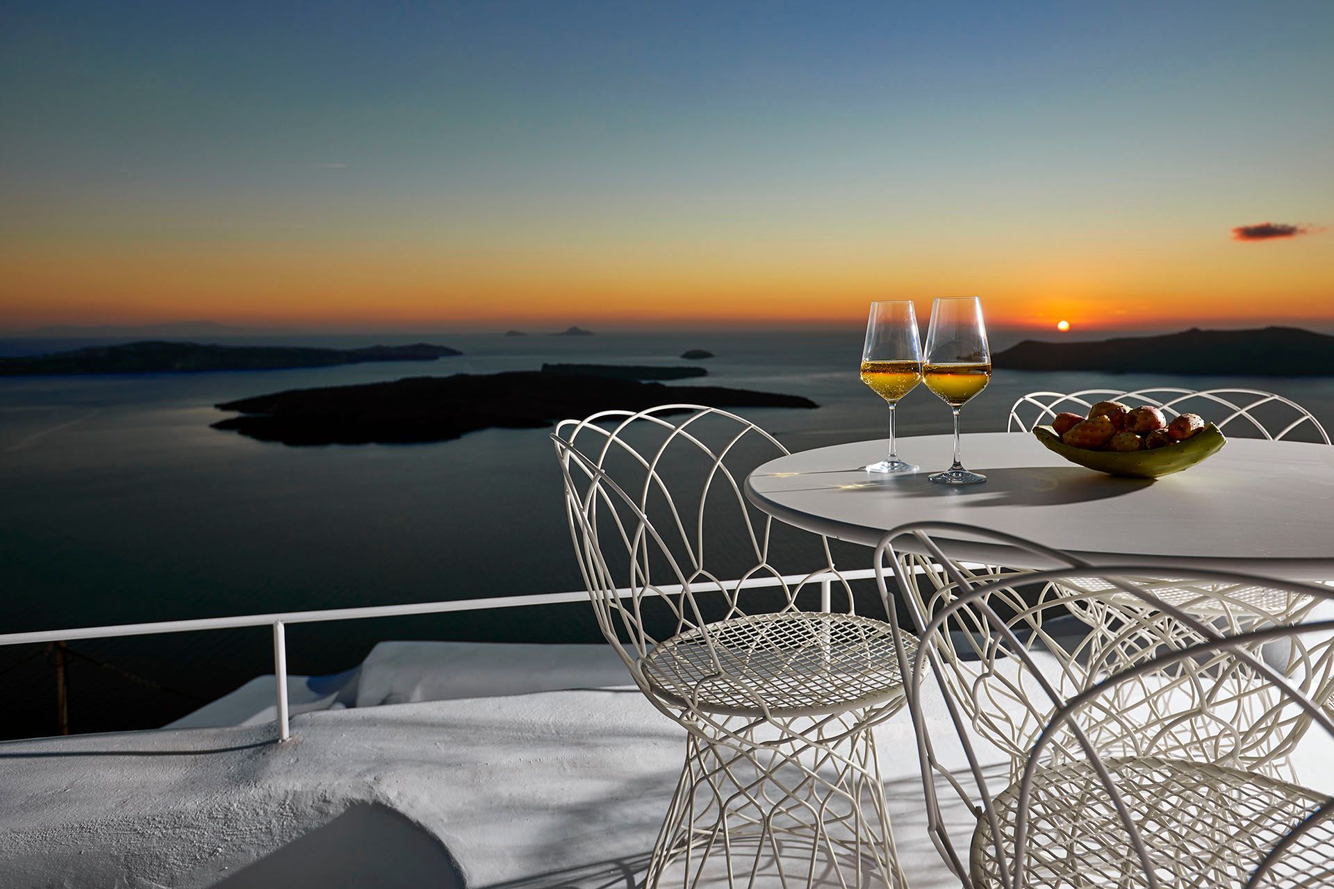 Santorini luxury villa Palma in Imerovigli - 3