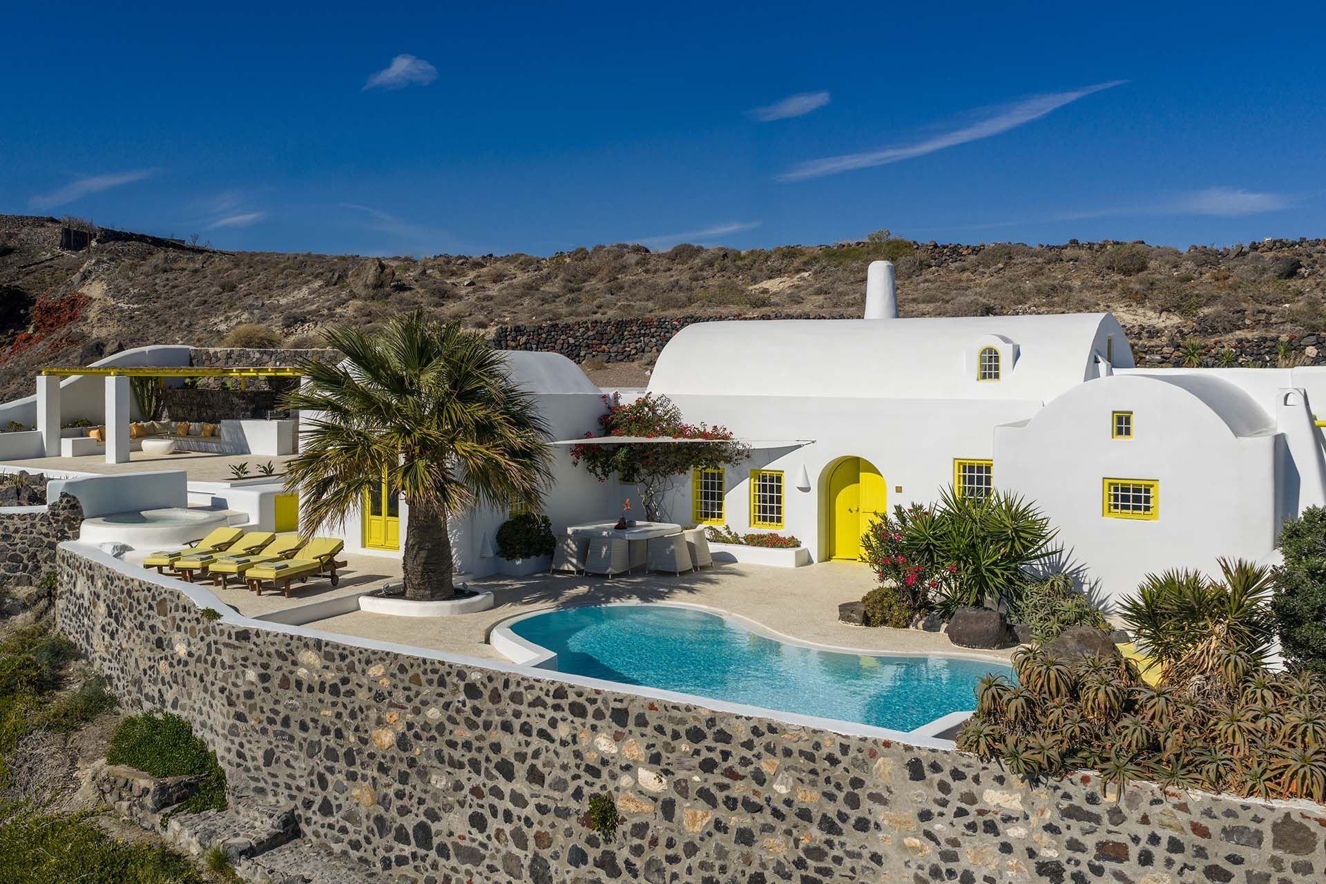 Santorini luxury villa Architect's House in Imerovigli - 3