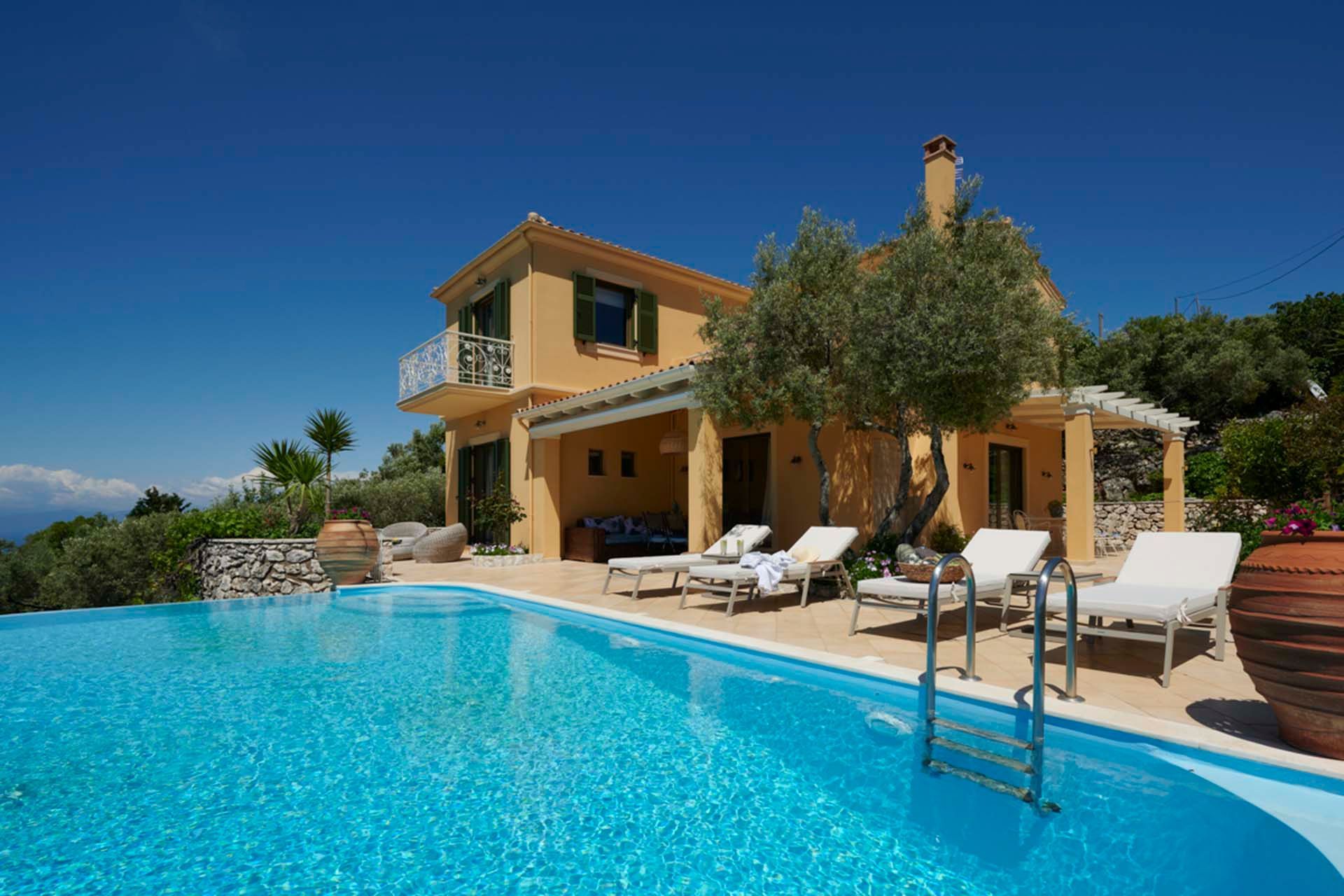 Lefkada luxury villa Juniper in Tsoukalades - 3