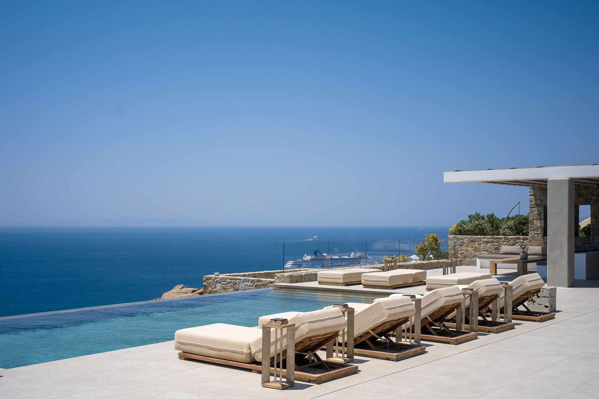 Mykonos luxury villa Divinia in Agia Sofia - 3