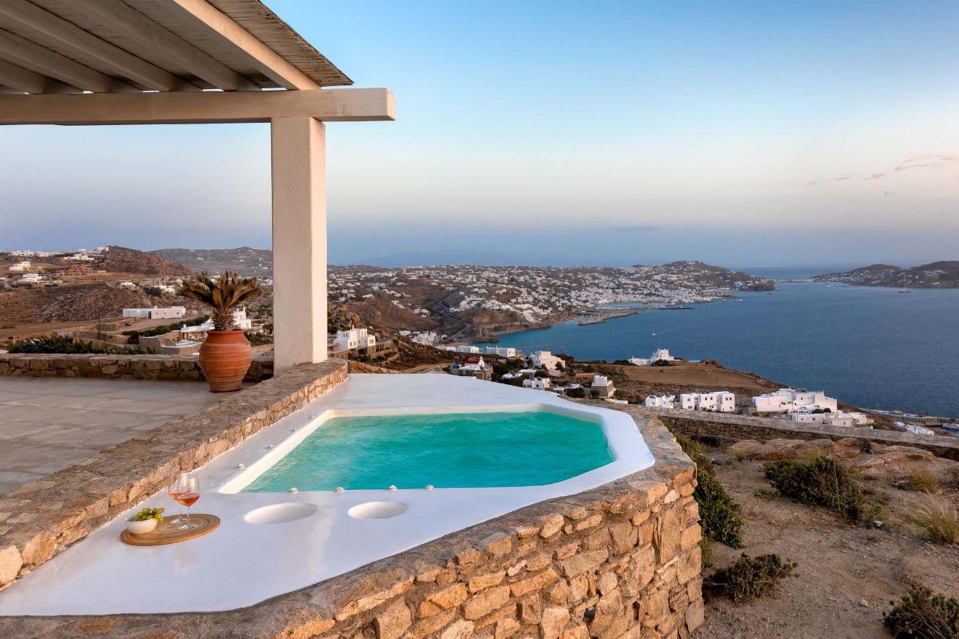 Mykonos luxury villa Delphine in Tourlos - 3