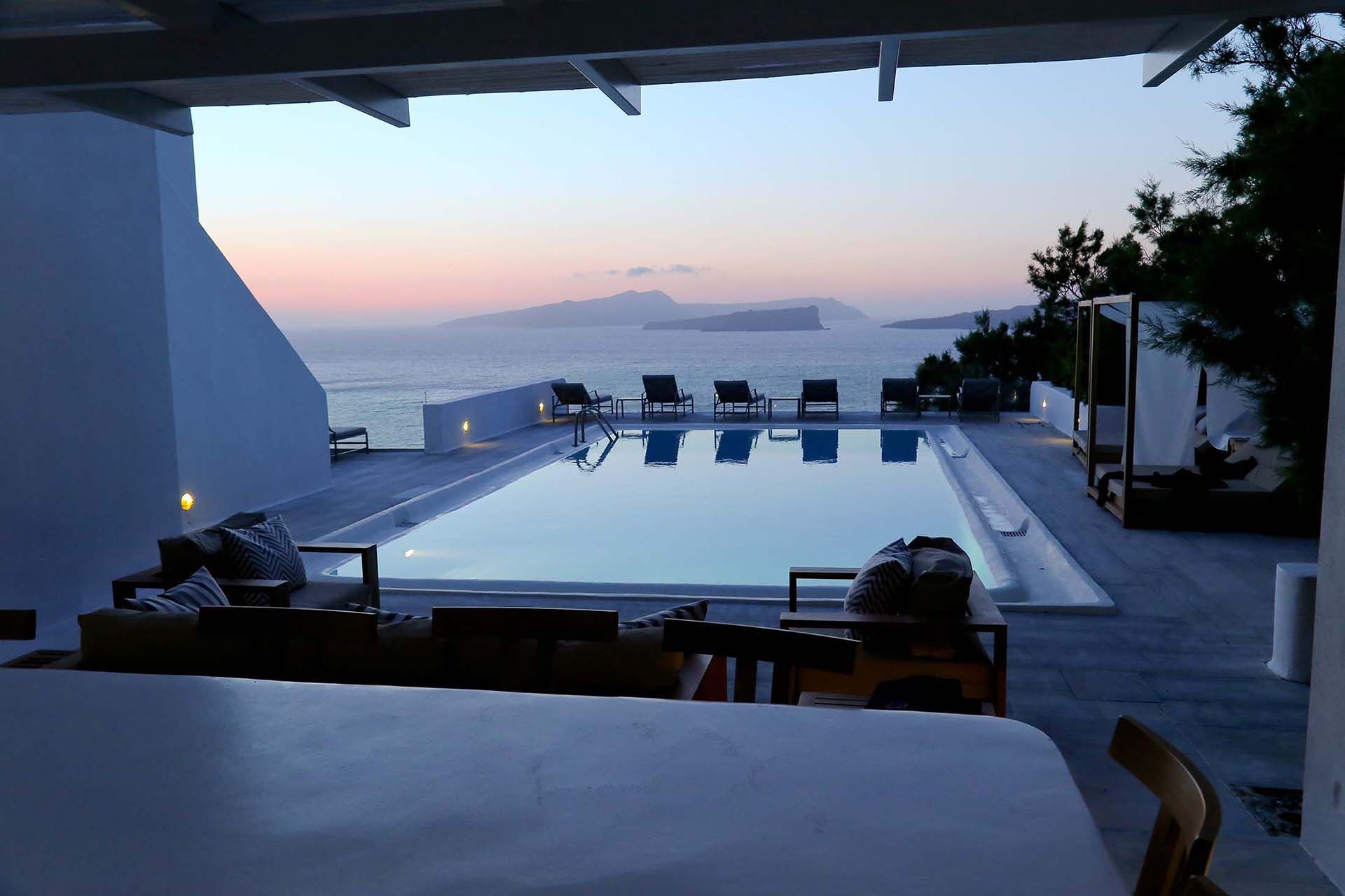 Santorini luxury villa Regal in Akrotiri - 3