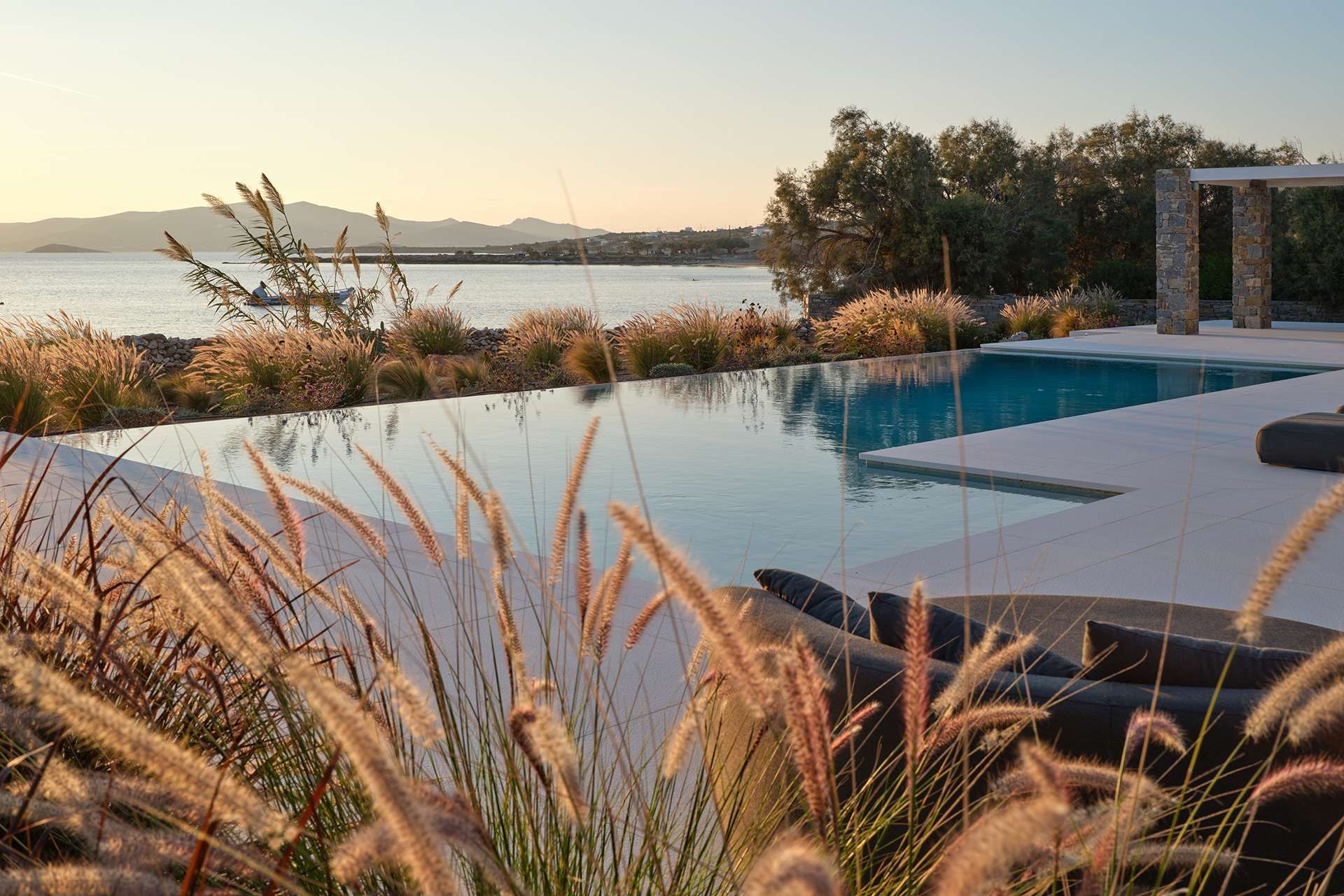 Paros luxury villa Sunblush in Aliki - 3