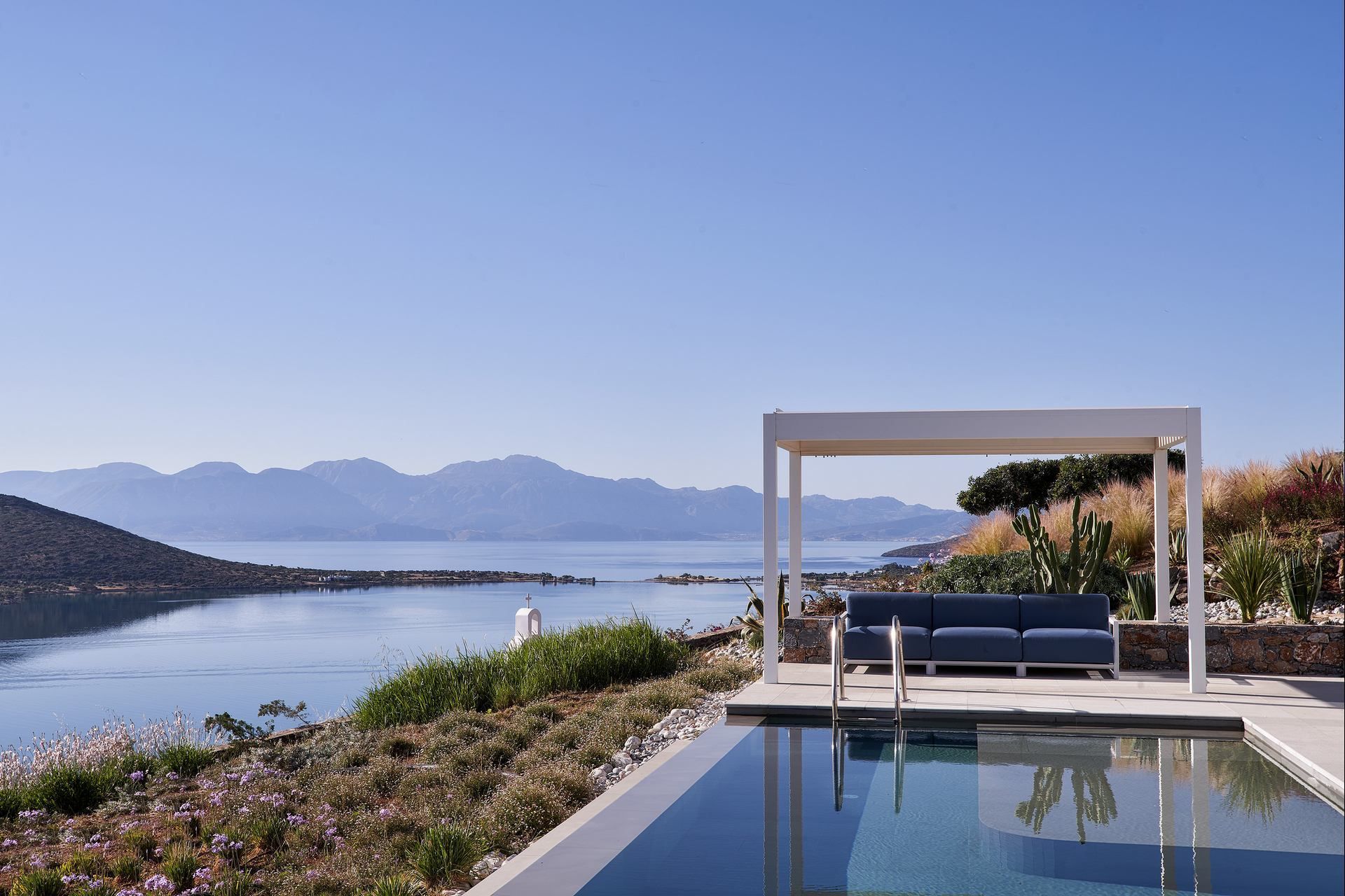 Crete luxury villa Wildfern in Elounda - 3