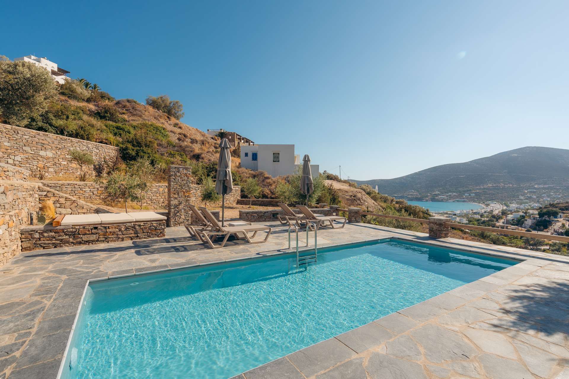 Sifnos luxury villa Merida in Platis Gialos - 3