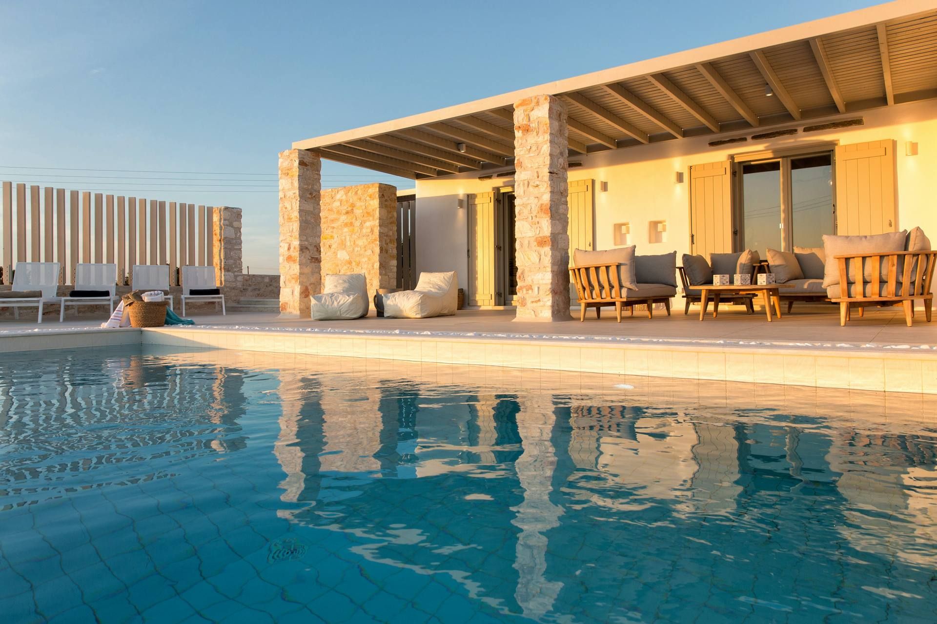 Paros luxury villa Sugar Cube in Makria Miti - 3