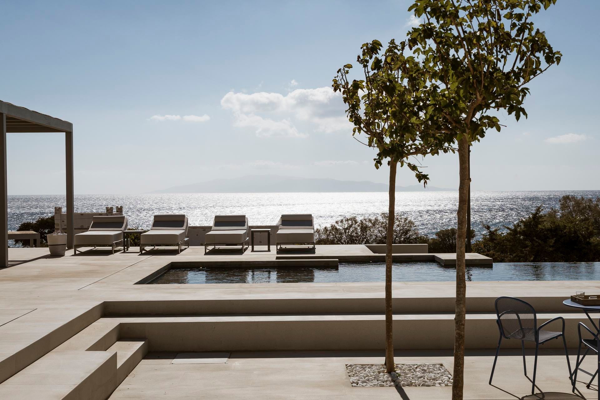 Paros luxury villa Seafall in Glyfa - 3