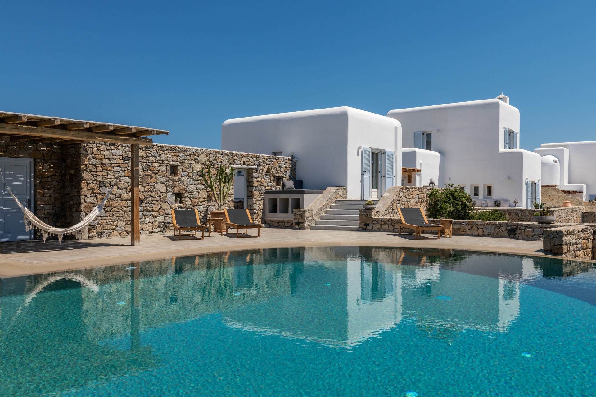 Mykonos luxury villa Enalio in Agios Lazaros - 3