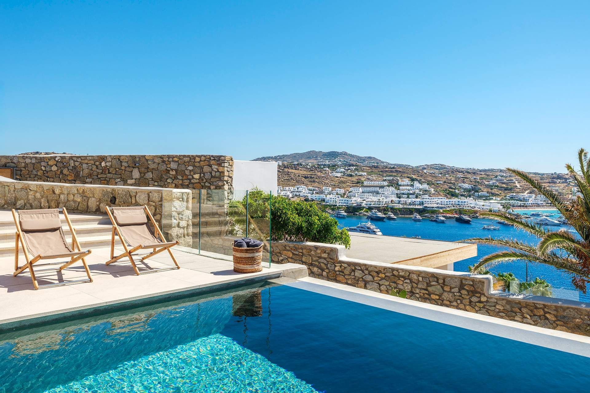 Mykonos luxury villa Merryn in Agios Lazaros - 3
