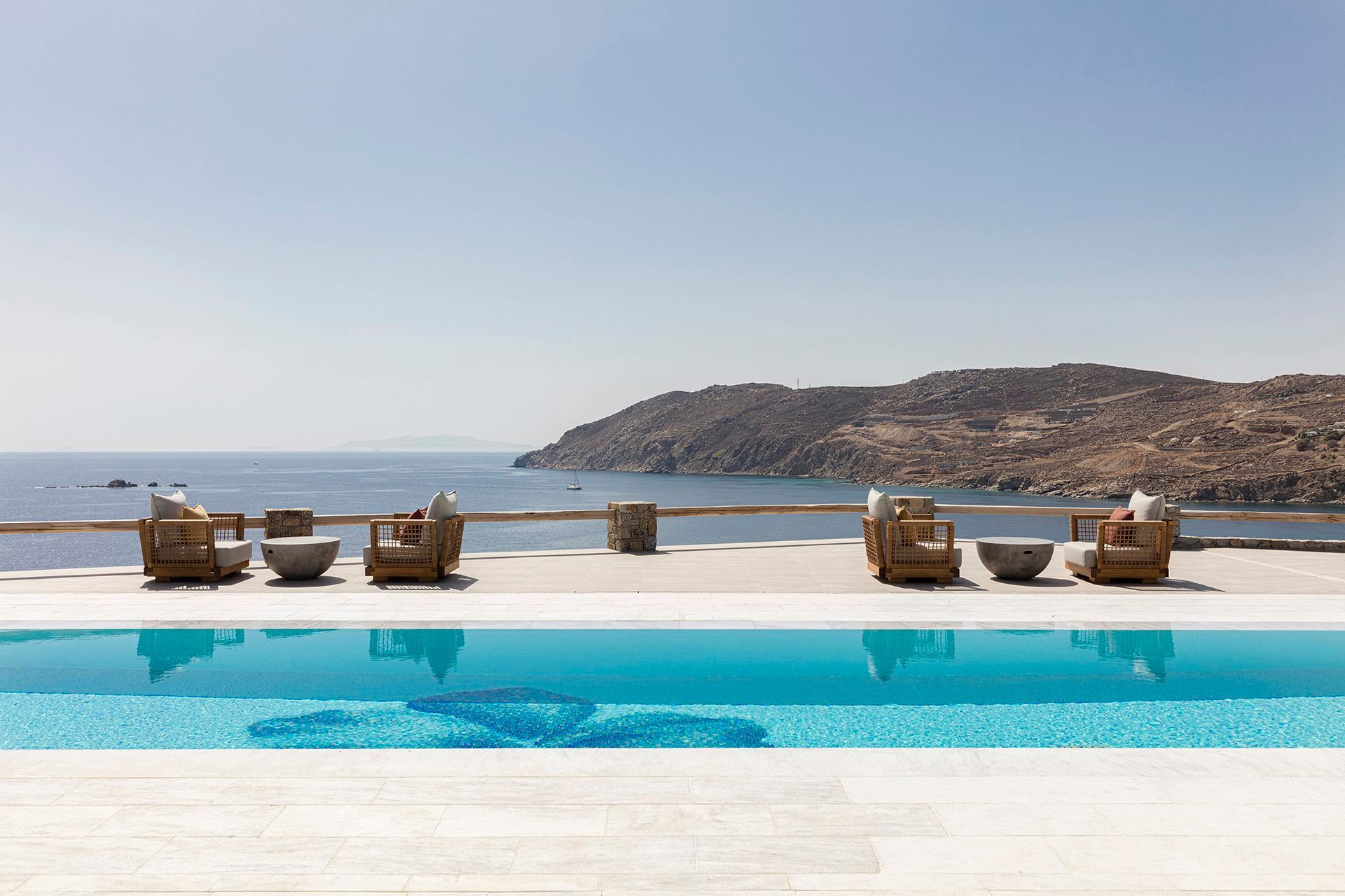 Mykonos luxury villa Aegean Resort in Kalo Livadi - 3