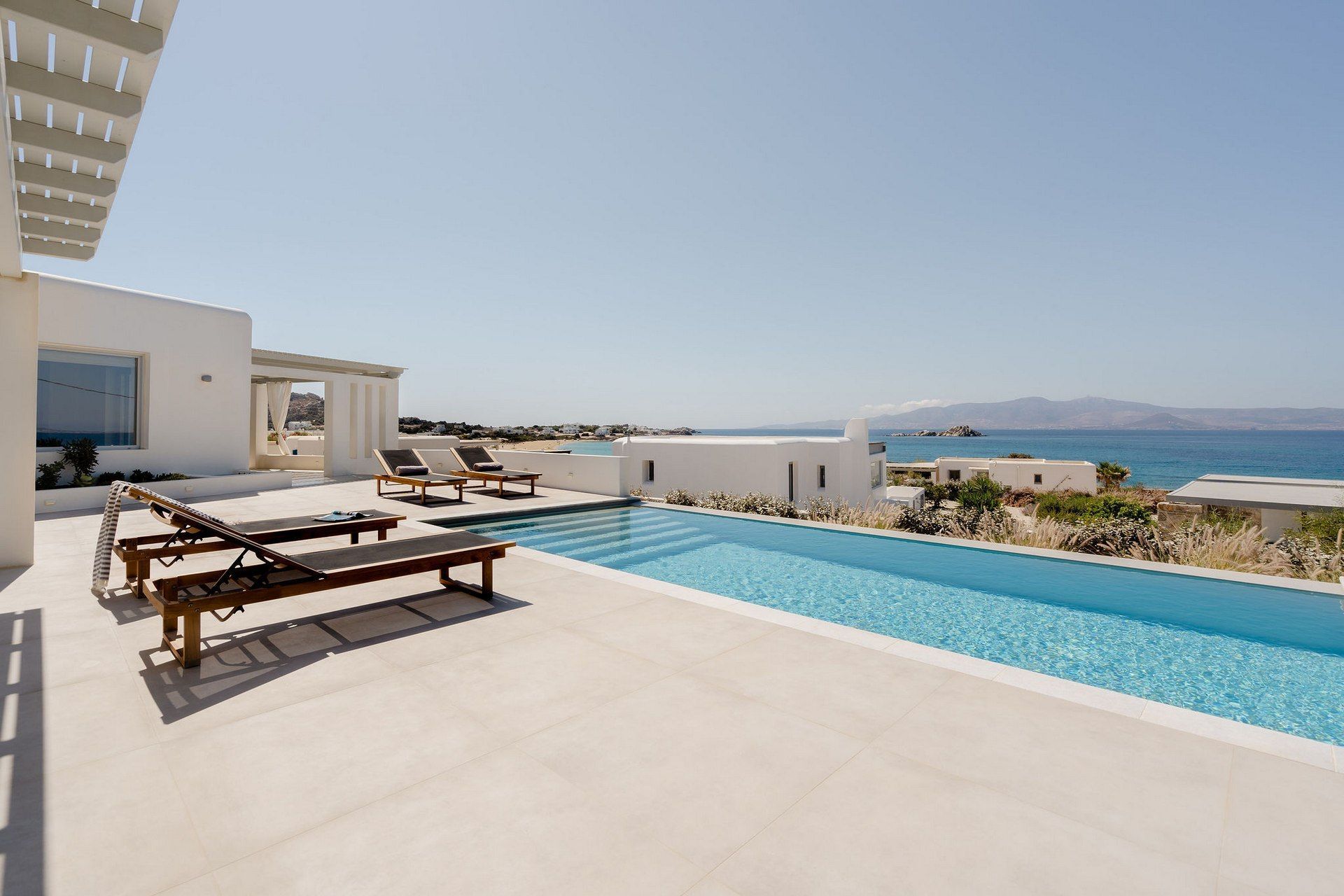 Naxos luxury villa Dulce in Mikri Vigla - 3