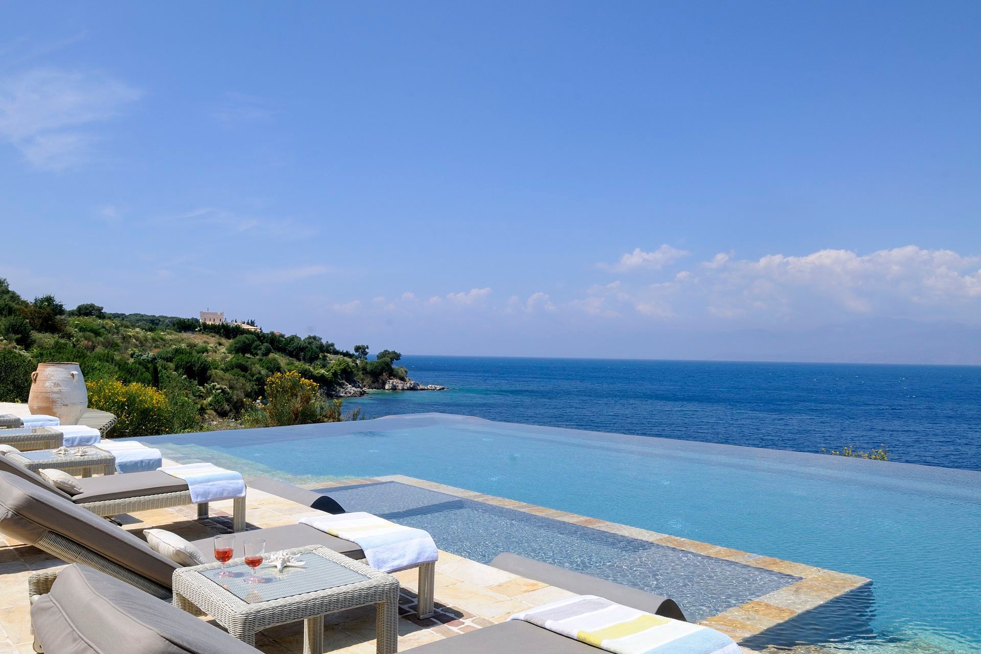 Corfu luxury villa Heron in Kassiopi - 3