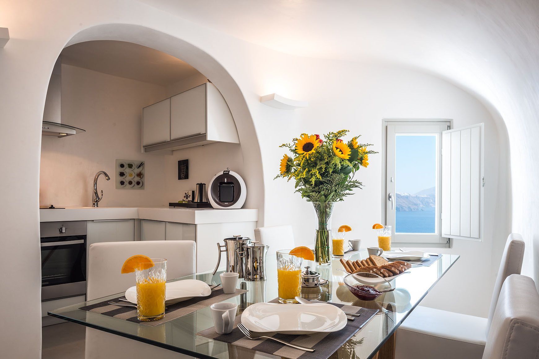 Santorini luxury villa Cadmus in Oia - 3