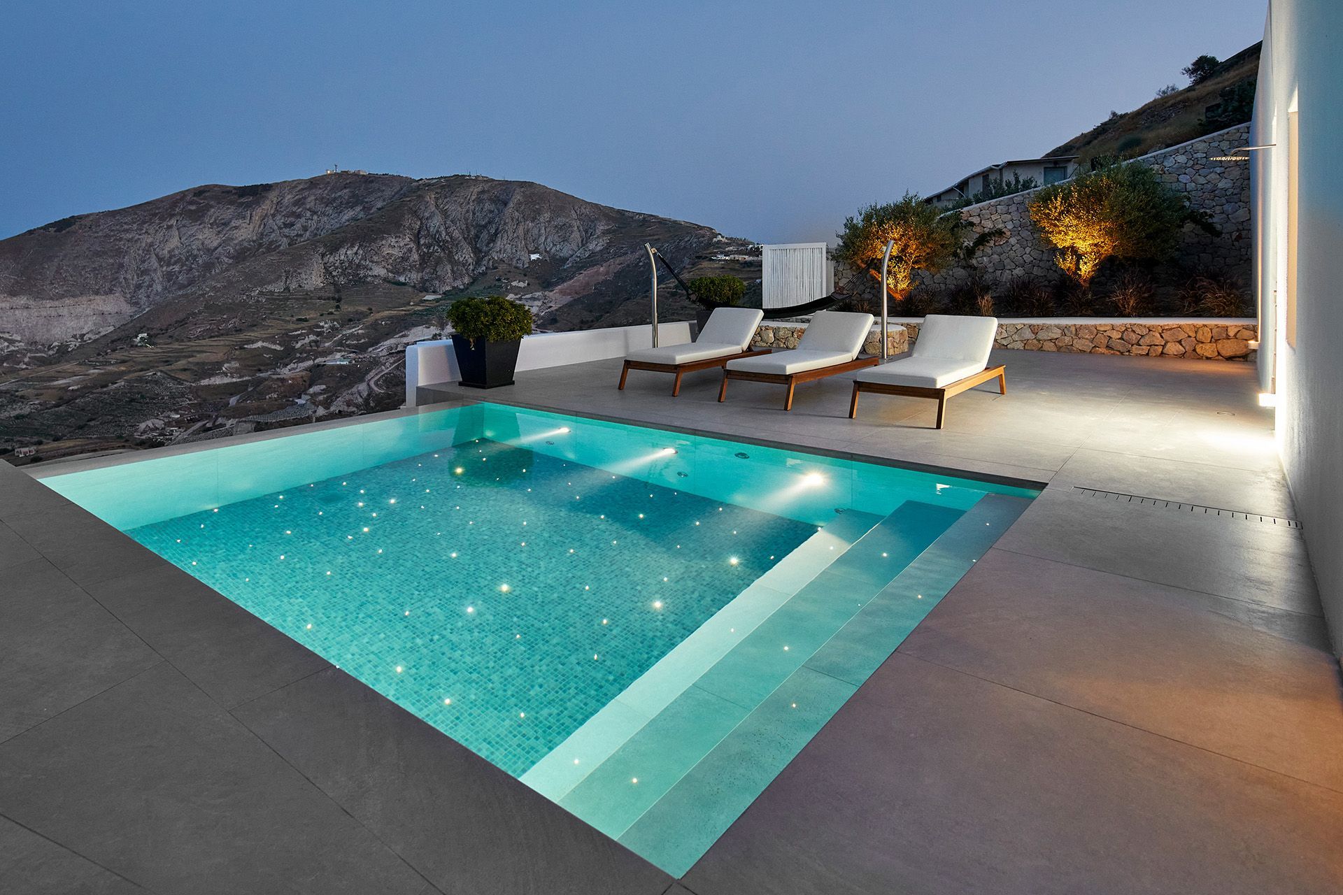 Santorini luxury villa Papaya in Pyrgos Kalistis - 3