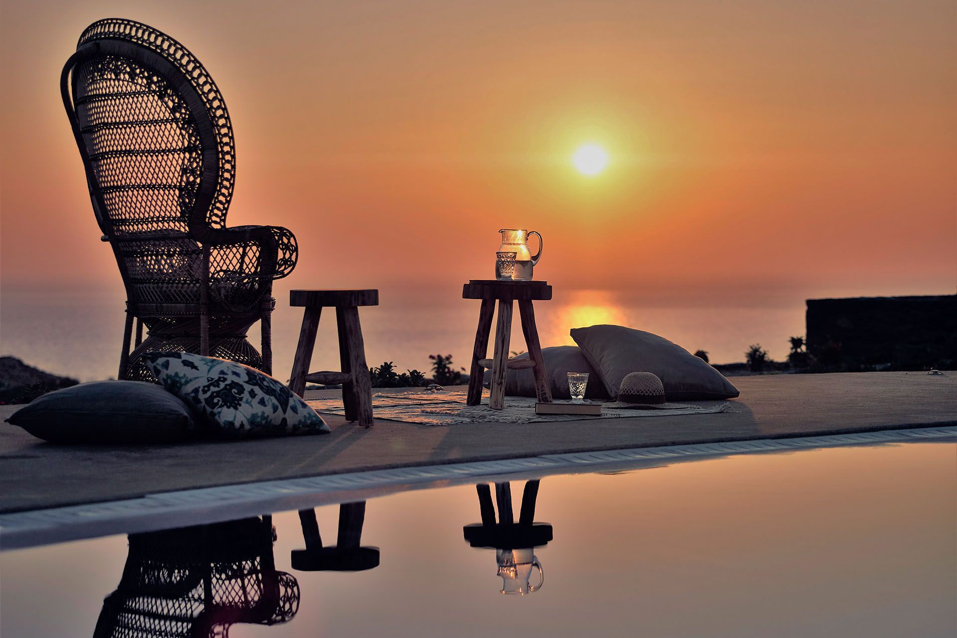 Santorini luxury villa Ilios in Oia - 4