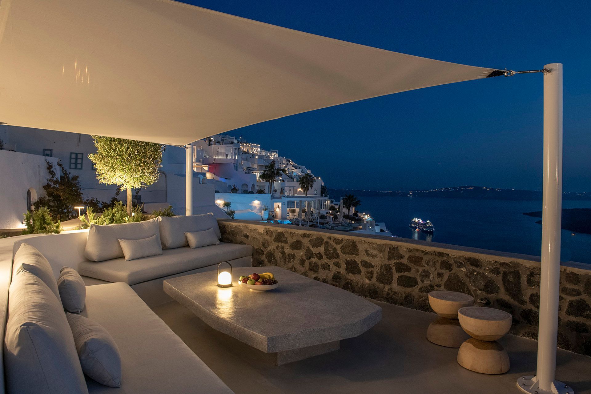 Santorini luxury villa Skyler in Firostefani - 4