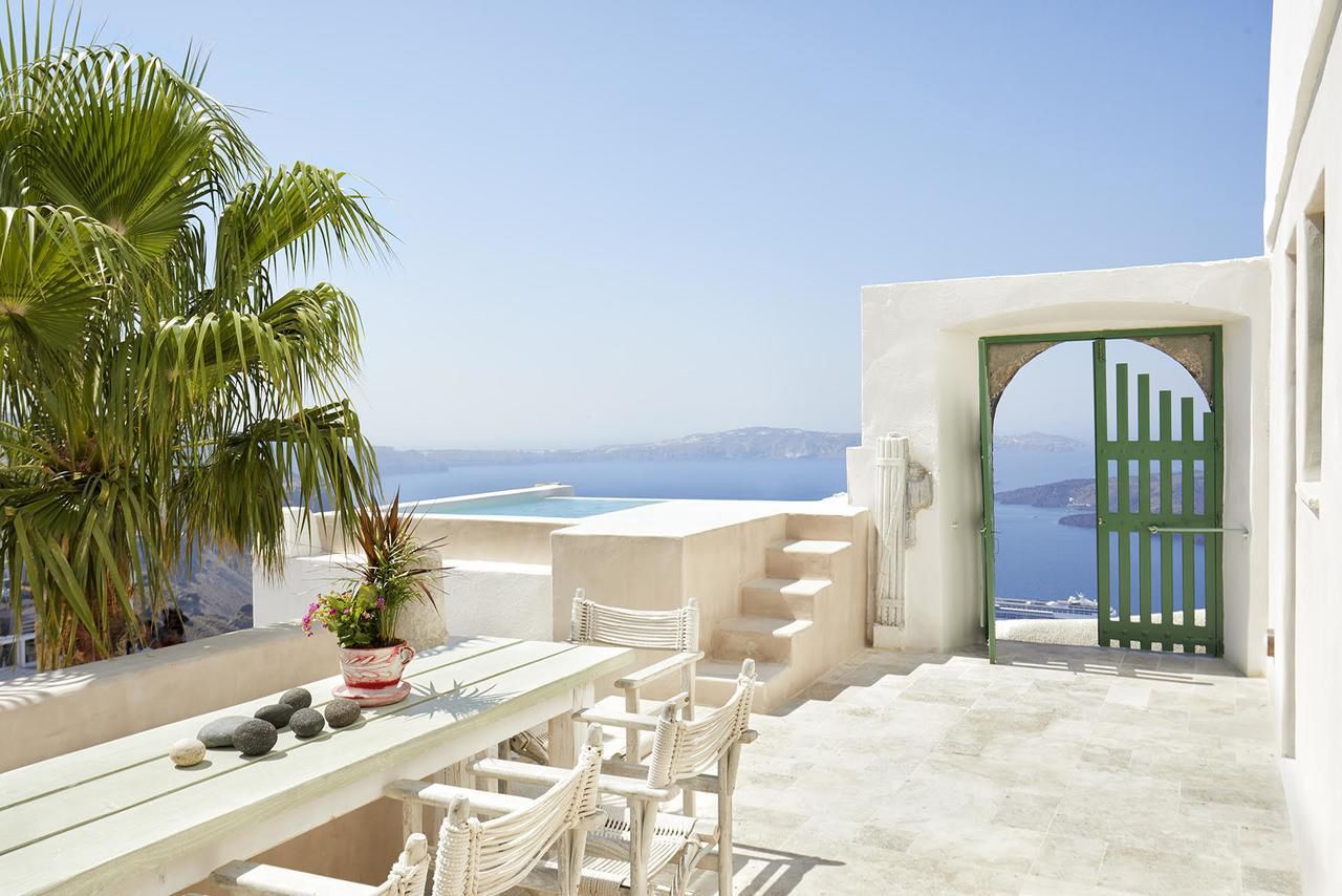 Santorini luxury villa Vayu in Fira - 4