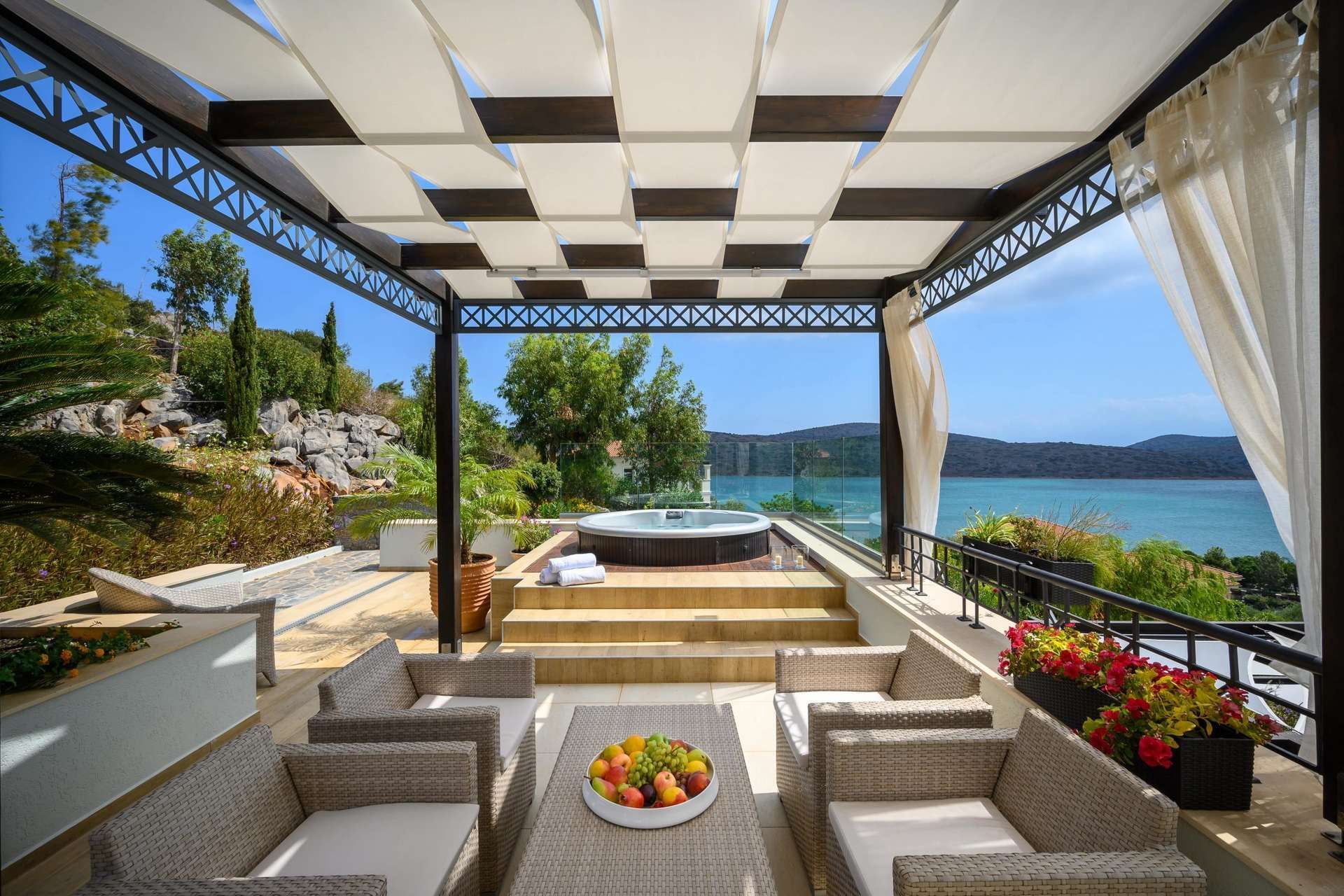  Crete luxury villa Camellia in Elounda - 4