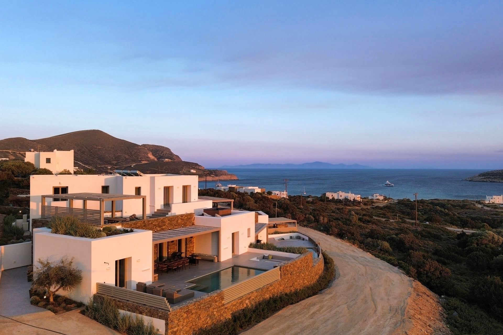 Antiparos luxury villa Abyss in Agios Georgios - 4