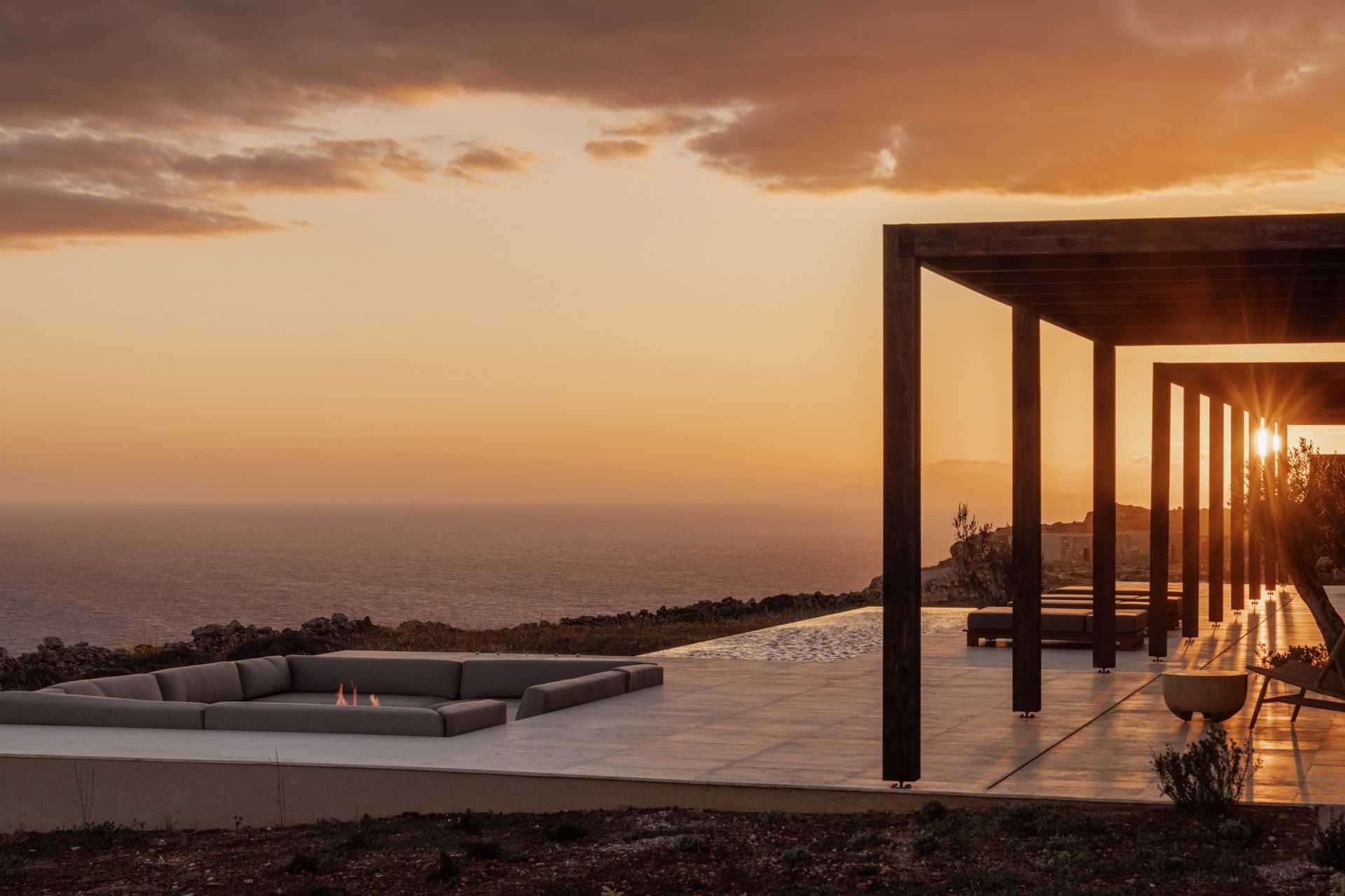 Folegandros luxury villa Ignis in Petousis - 4