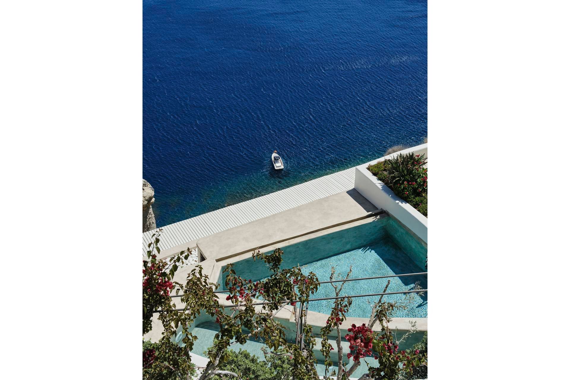 Santorini luxury villa Casablanca in Oia - 4