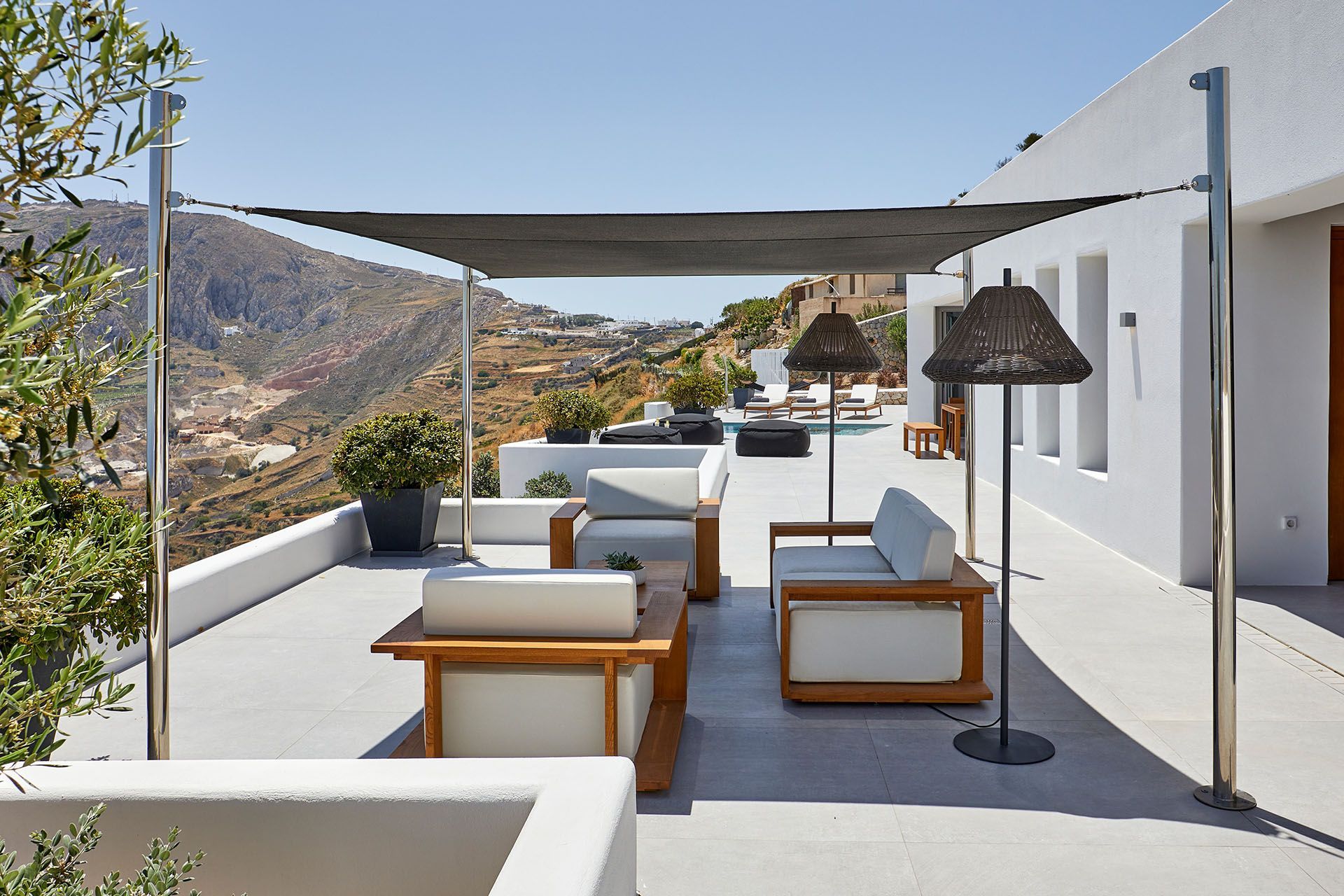 Santorini luxury villa Lagoon in Pyrgos Kalistis - 4