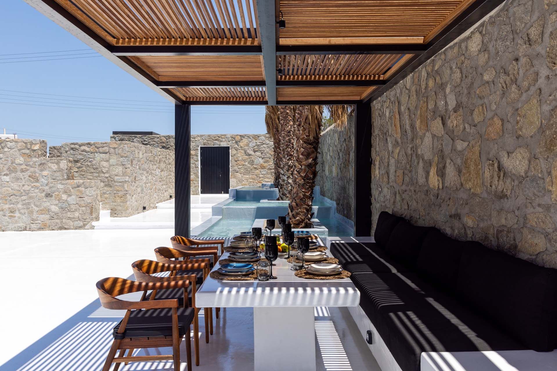 Mykonos luxury villa Aquamarine in Ornosia - 3