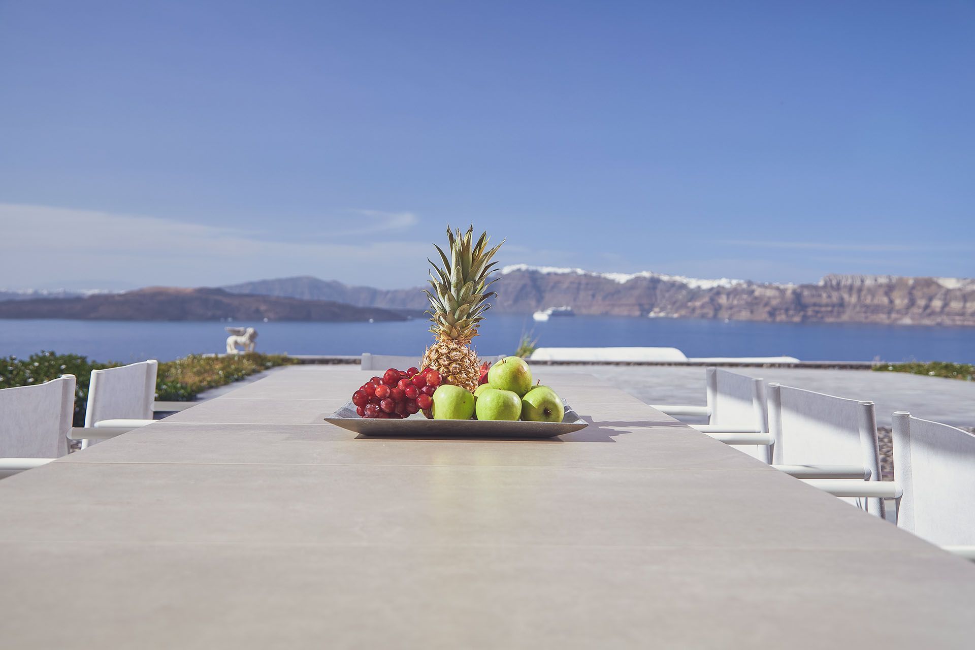 Santorini luxury villa Royal Blue in Akrotiri - 4
