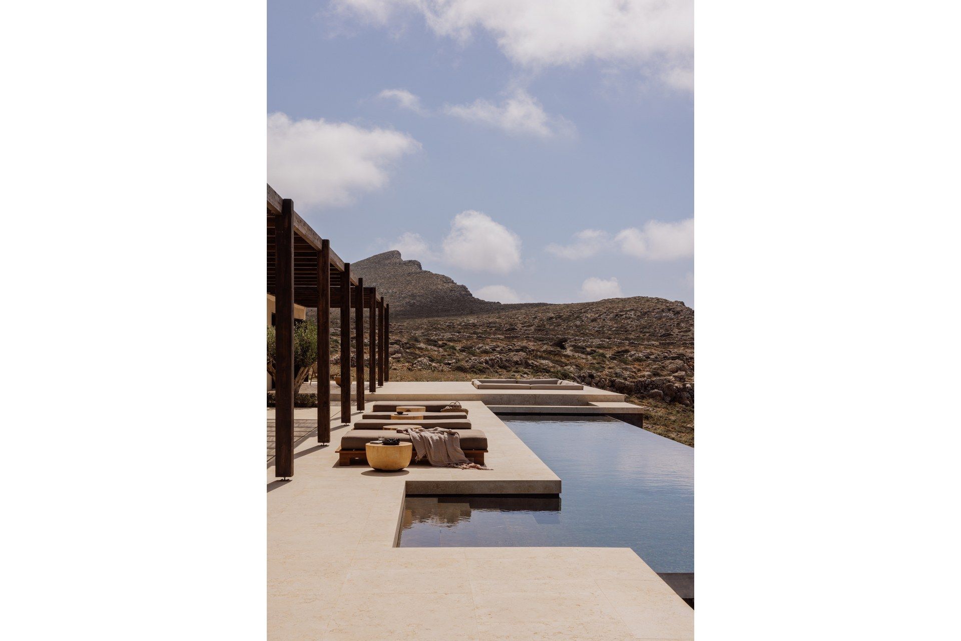 Folegandros luxury villa Ignis in Petousis - 0