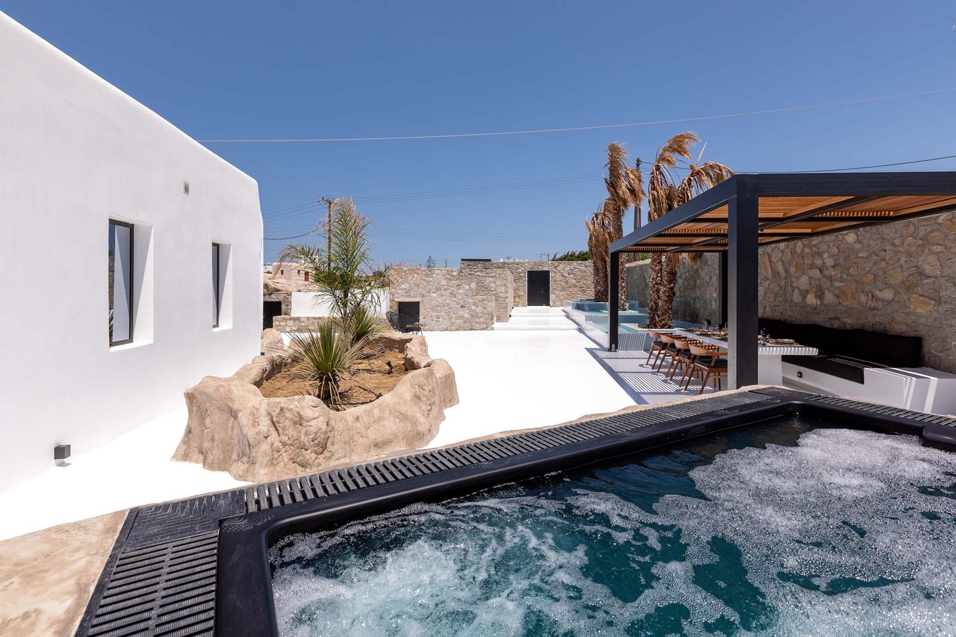 Mykonos luxury villa Aquamarine in Ornosia - 4