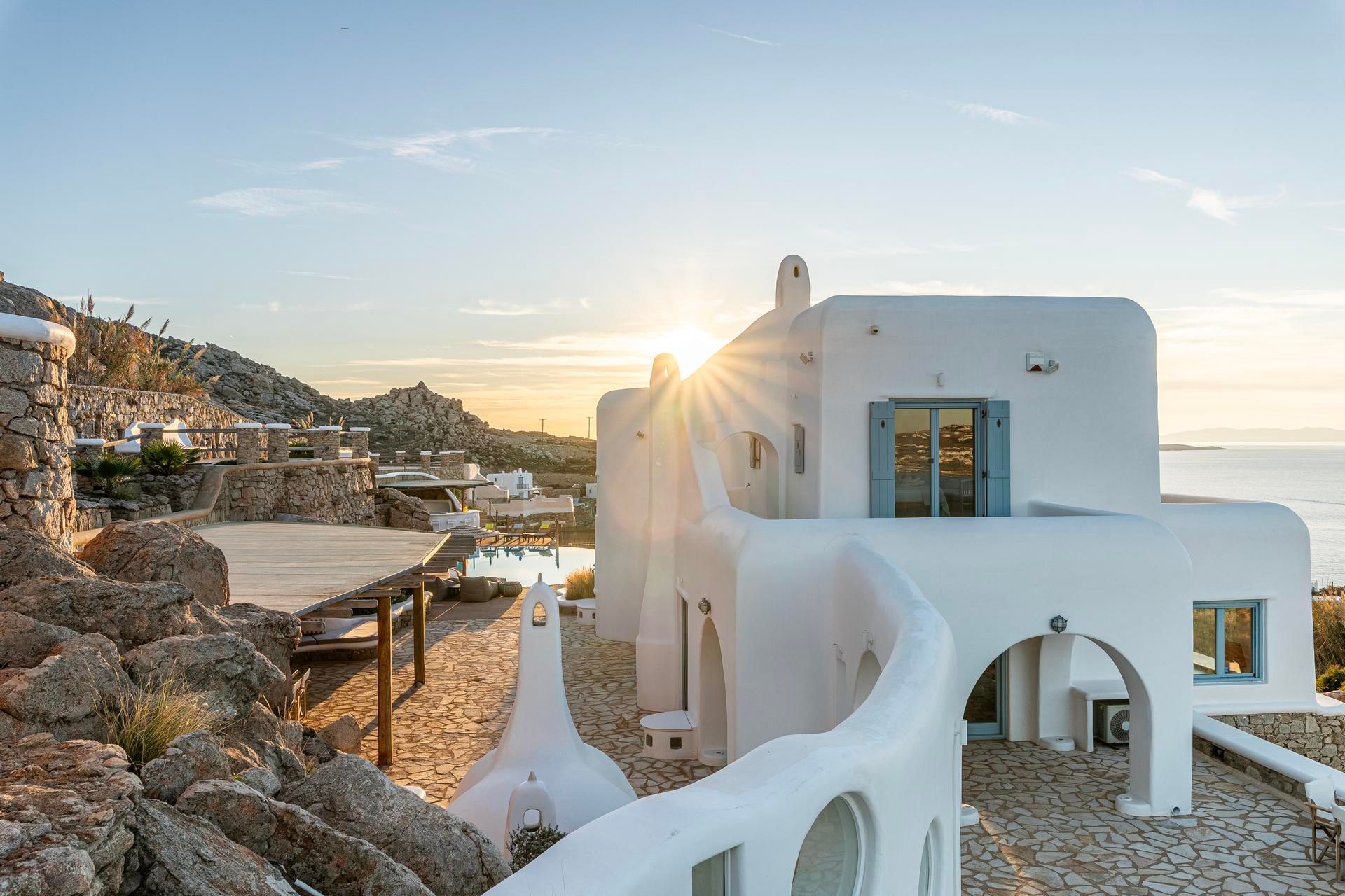  Mykonos luxury villa Laurita in Kanalia - 2