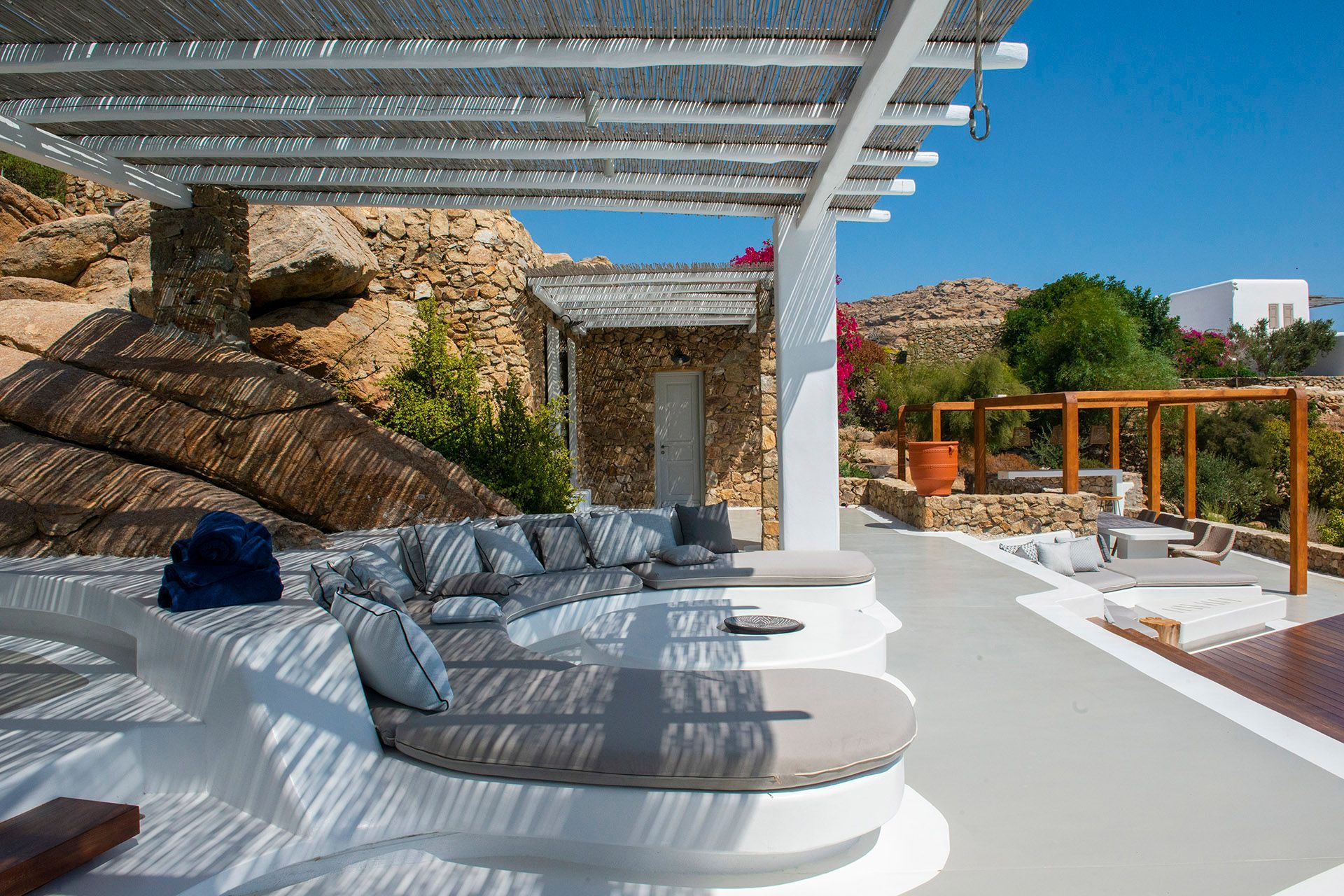 Mykonos luxury villa Hermione in Agrari - 2