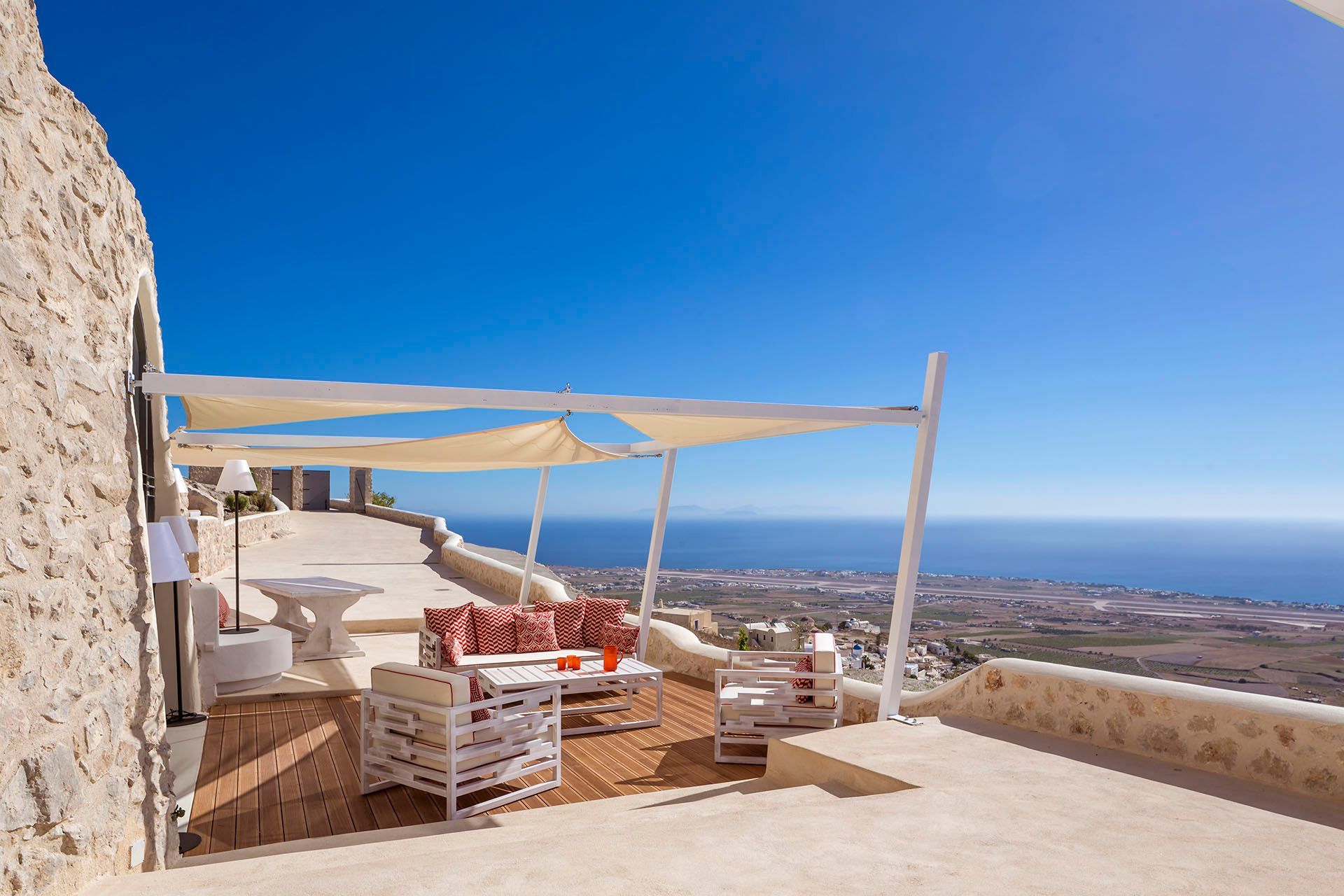 Santorini luxury villa Starling in Pyrgos Kalistis - 3